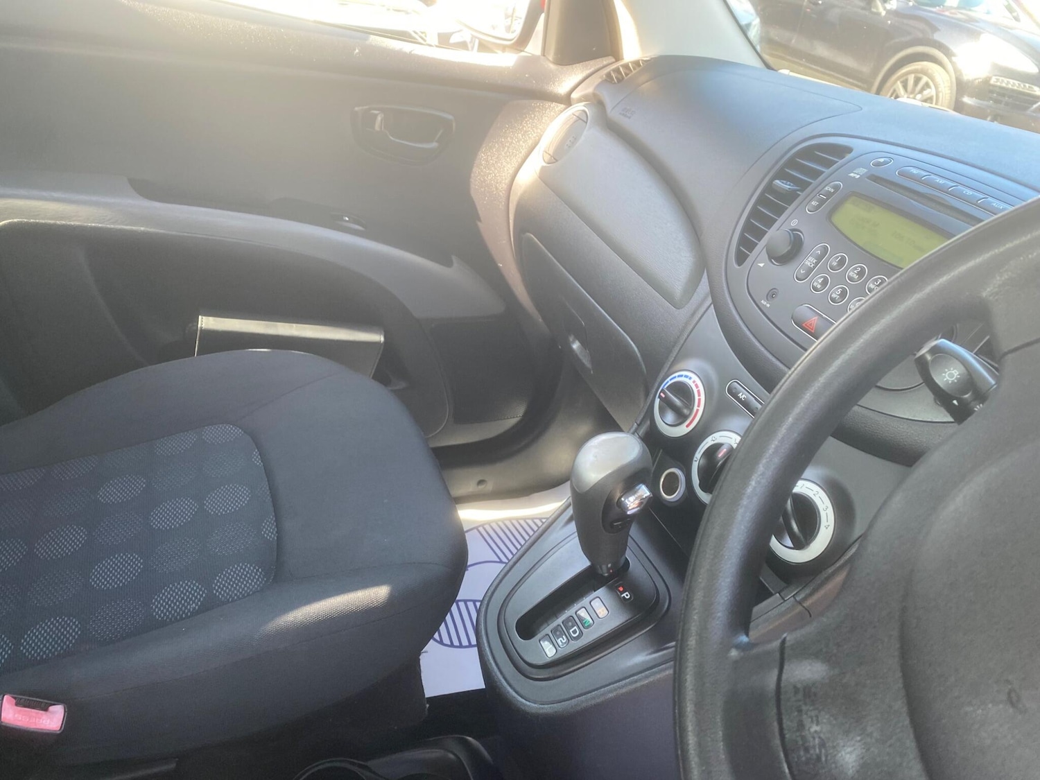 Used Hyundai i10 2010 for sale - 76549812: Photo 59