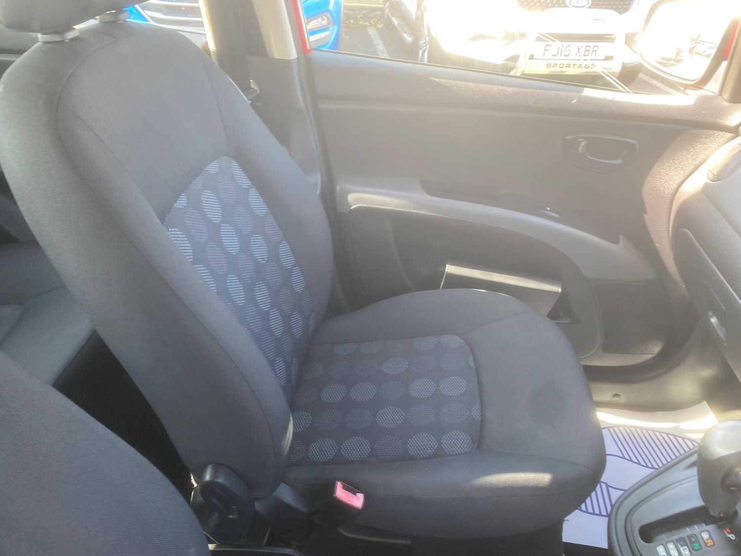 Used Hyundai i10 2010 for sale - 76549812: Photo 61