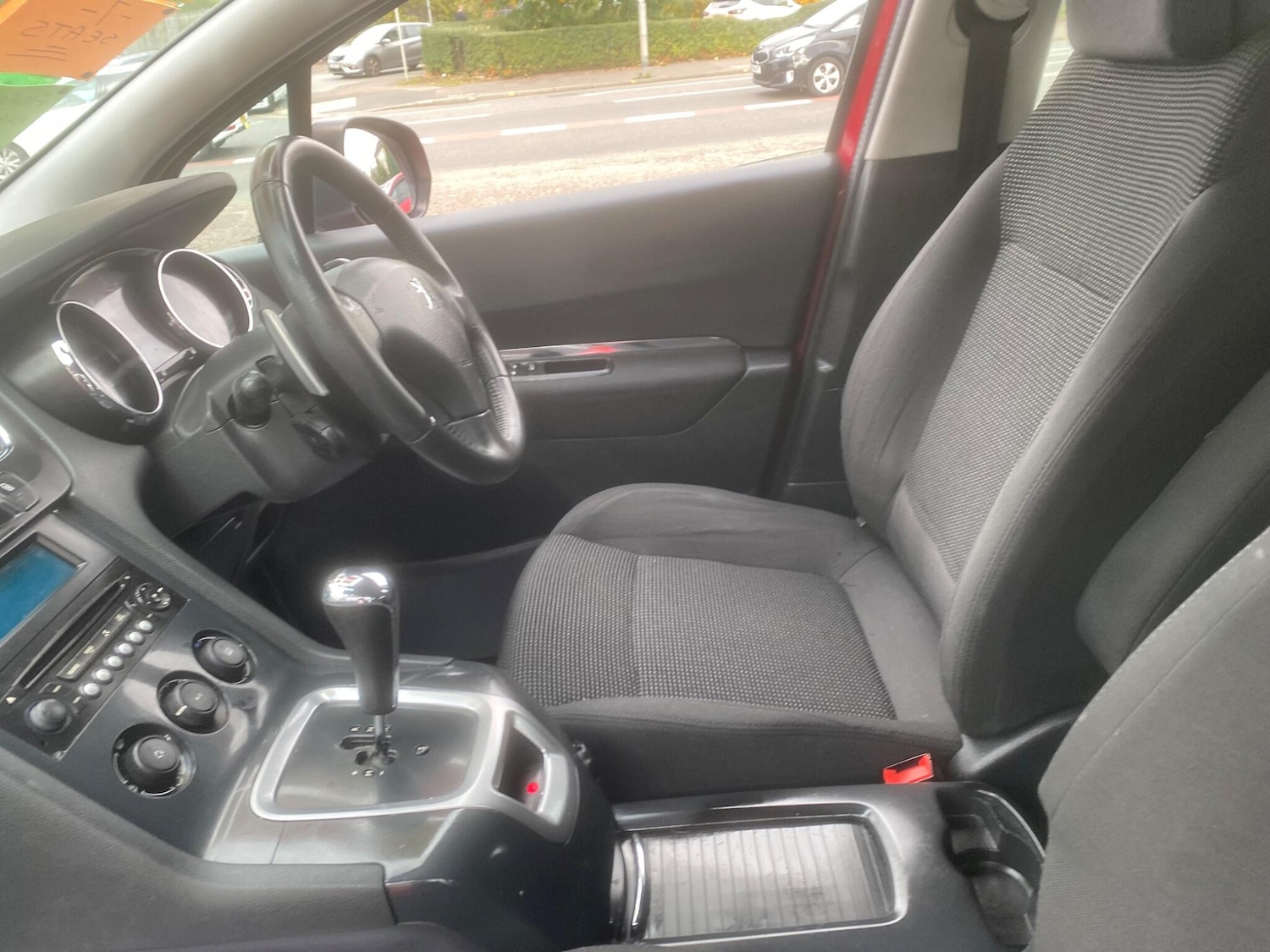 Used Peugeot 5008 2013 for sale - 76539617: Photo 17