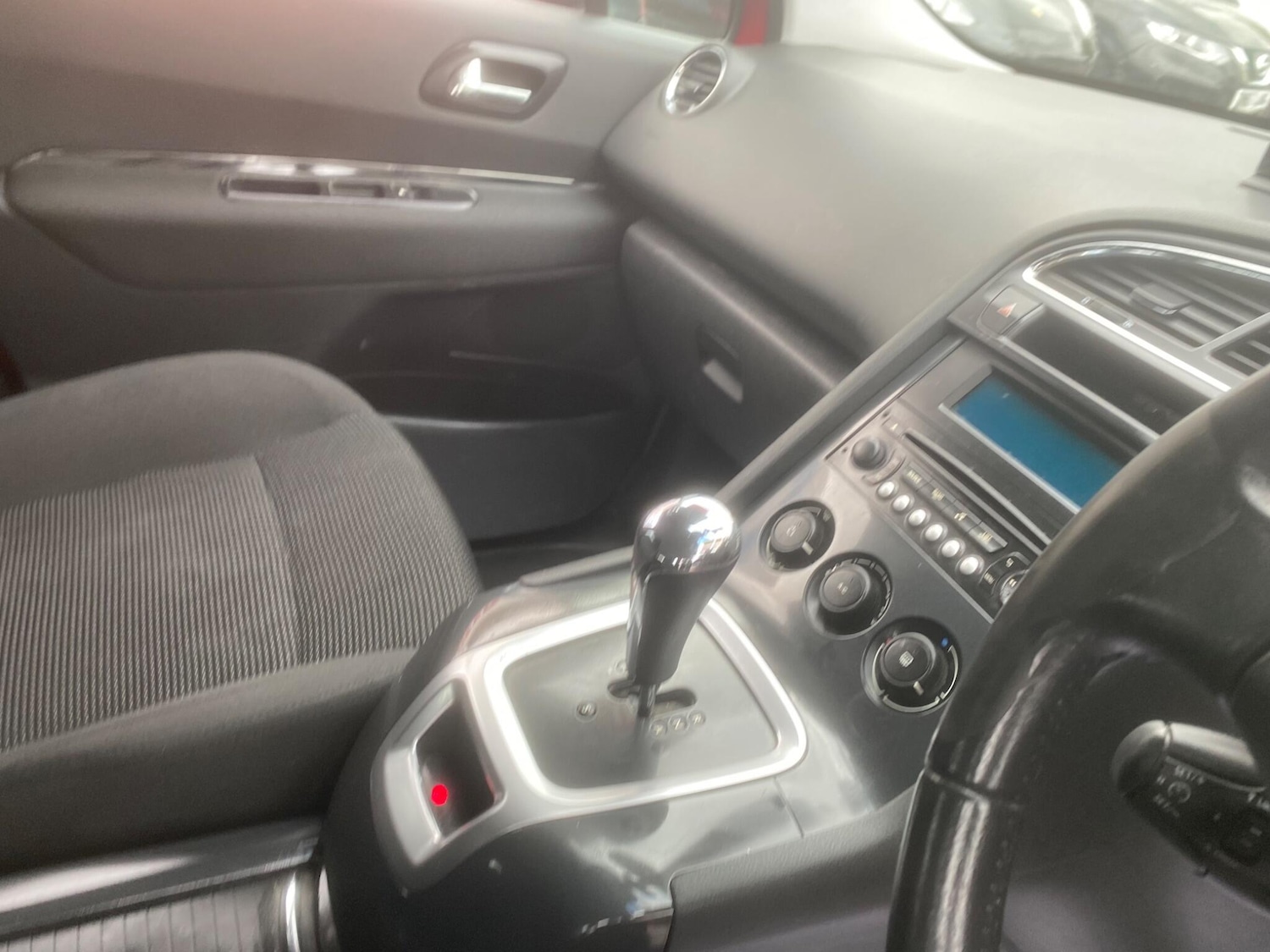 Used Peugeot 5008 2013 for sale - 76539617: Photo 69