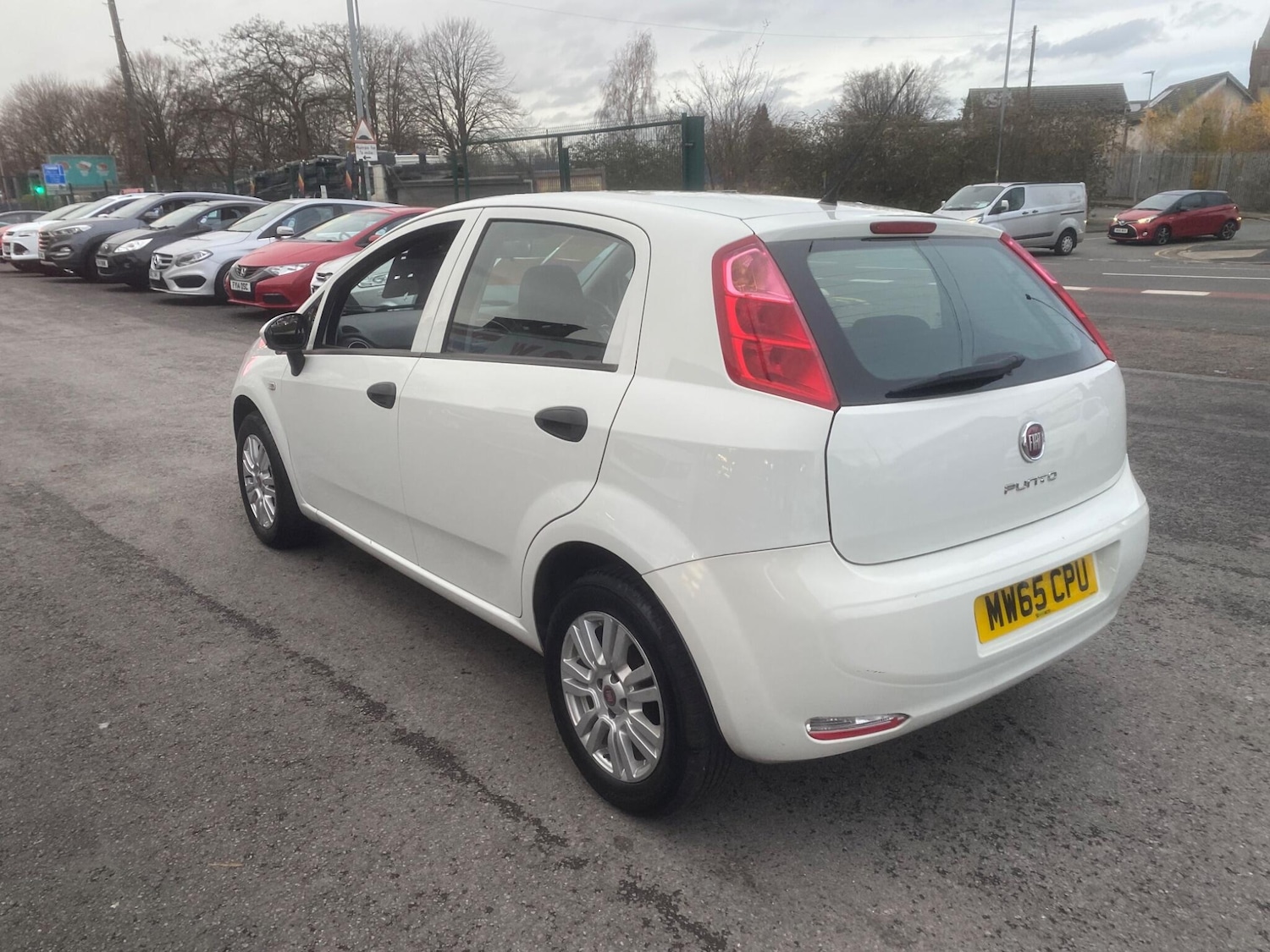 Used Fiat Punto 2015 for sale - 76832715: Photo 16