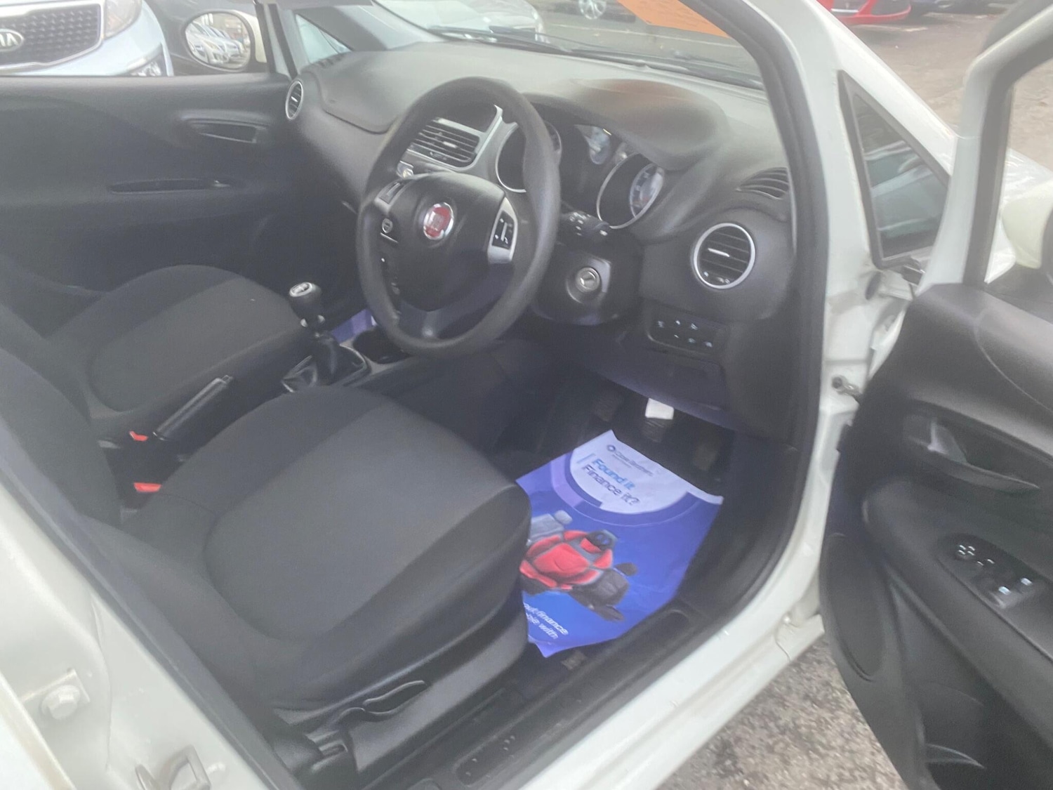 Used Fiat Punto 2015 for sale - 76832715: Photo 65