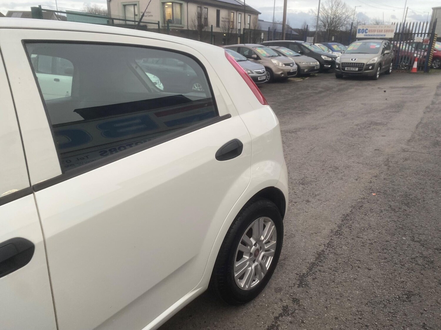 Used Fiat Punto 2015 for sale - 76832715: Photo 77