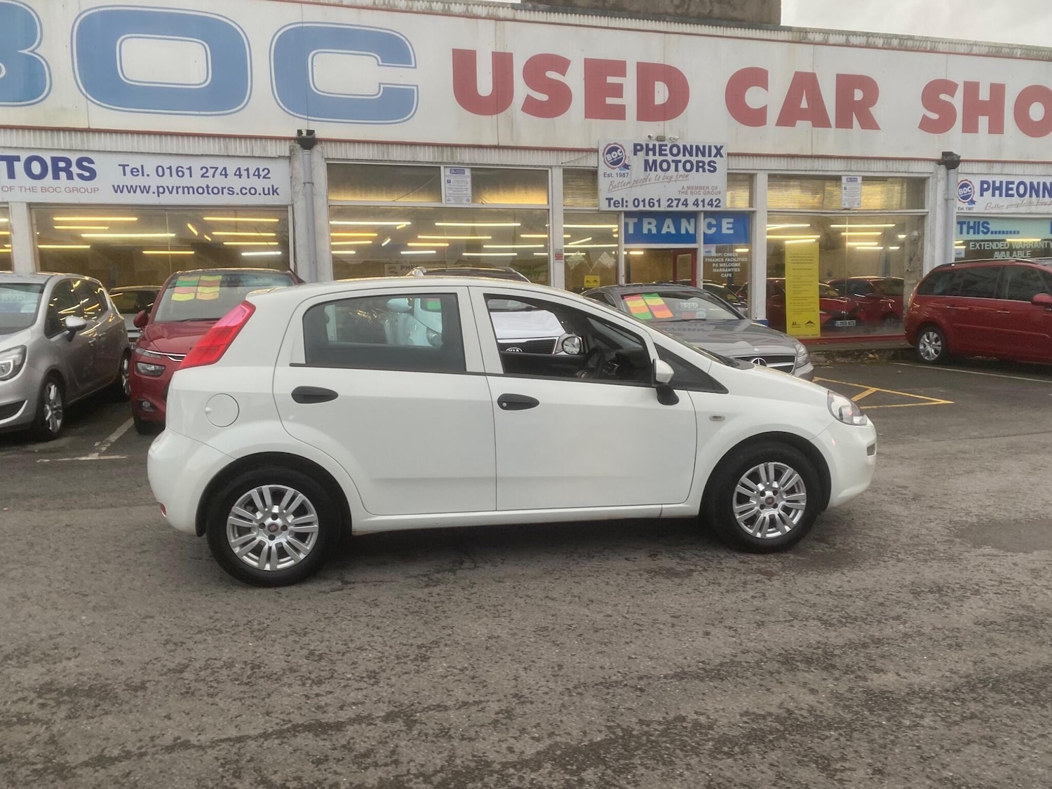 Used Fiat Punto 2015 for sale - 76832715: Photo 93