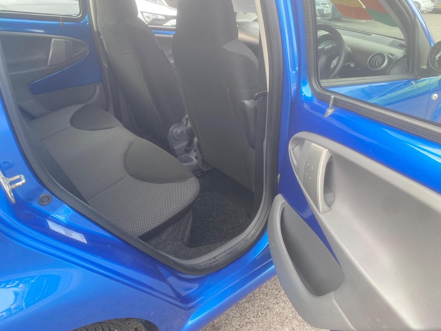 Used Toyota AYGO 2010 for sale - 76551062: Photo 33