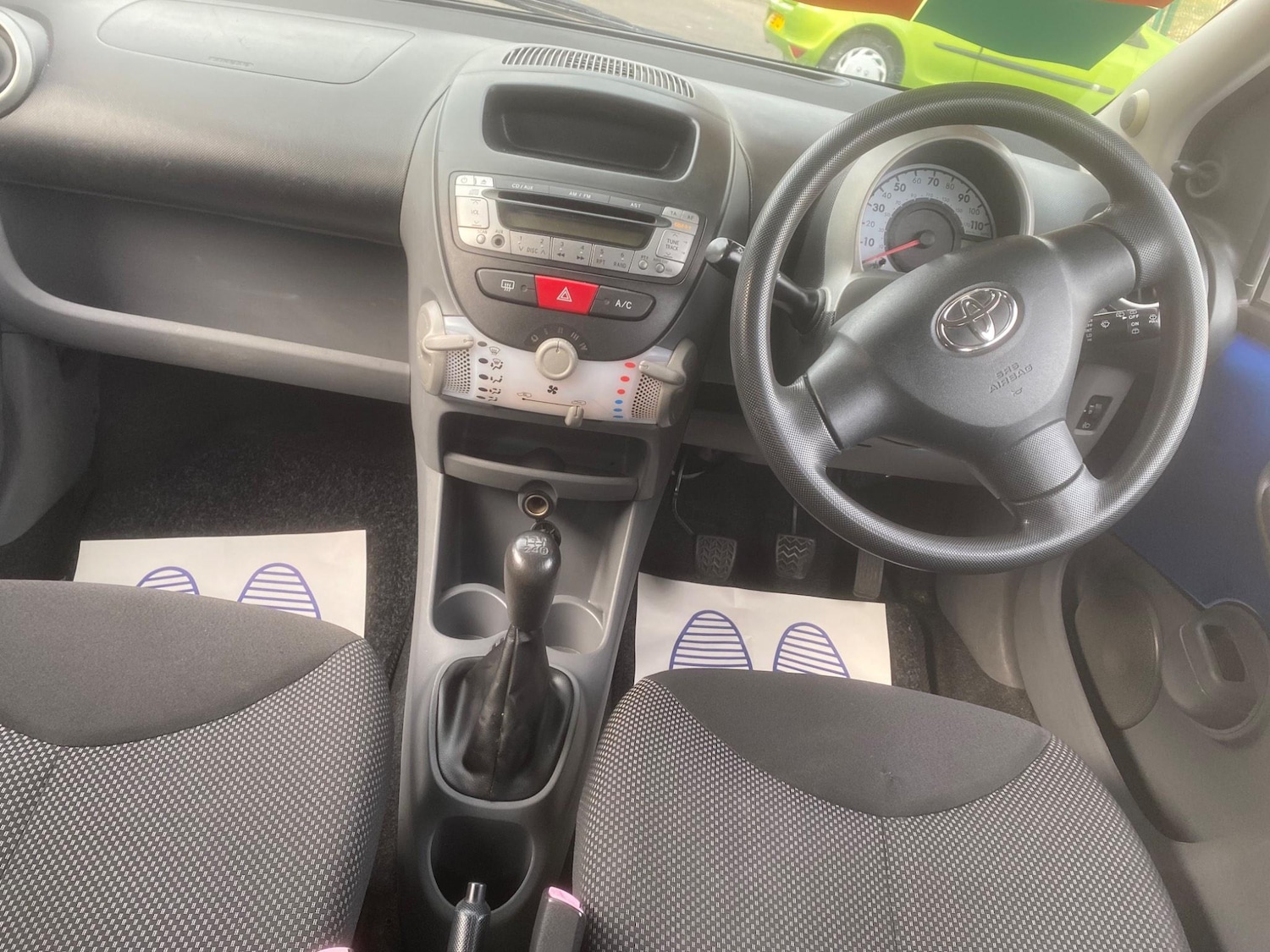 Used Toyota AYGO 2010 for sale - 76551062: Photo 38