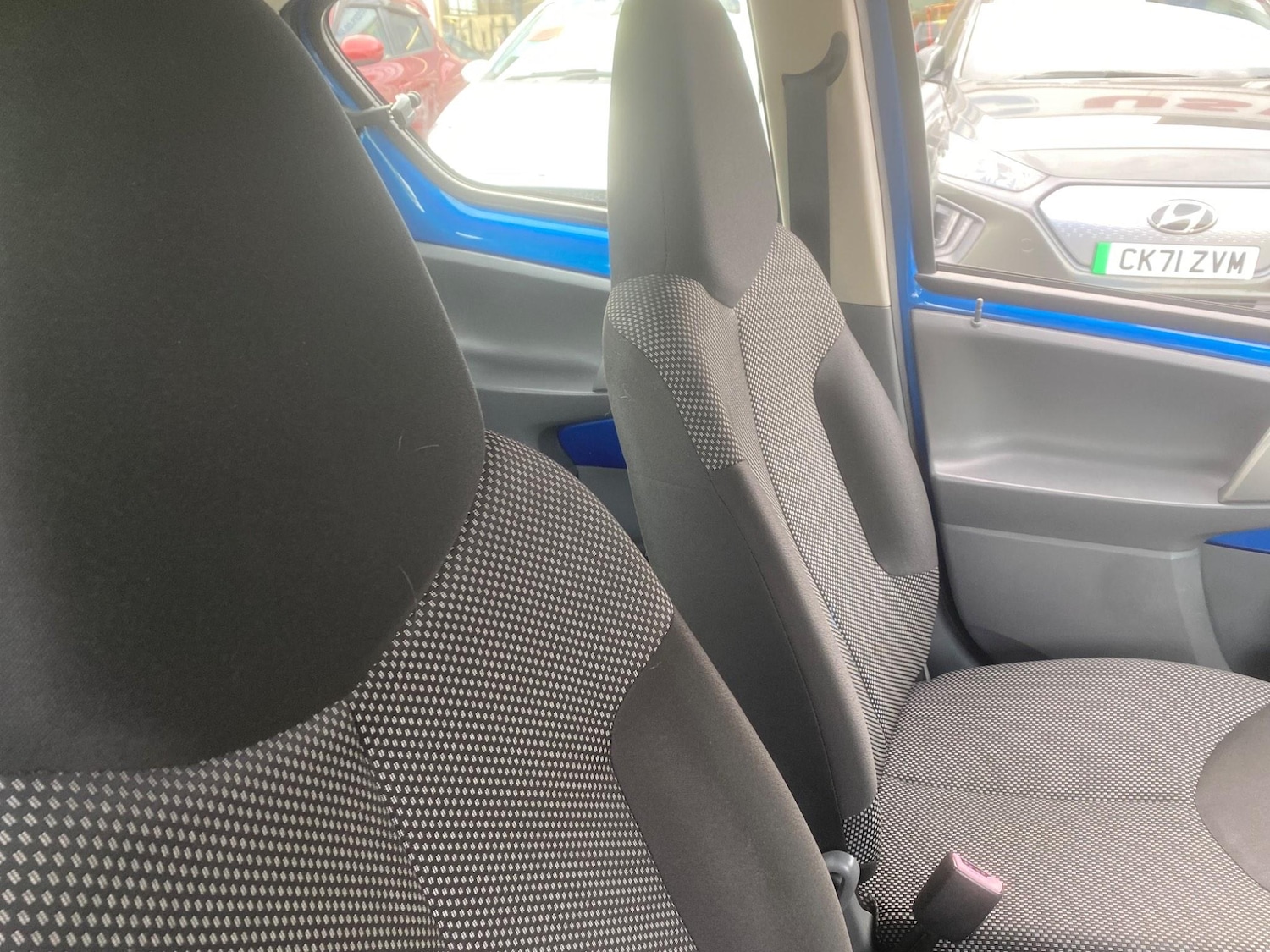 Used Toyota AYGO 2010 for sale - 76551062: Photo 43