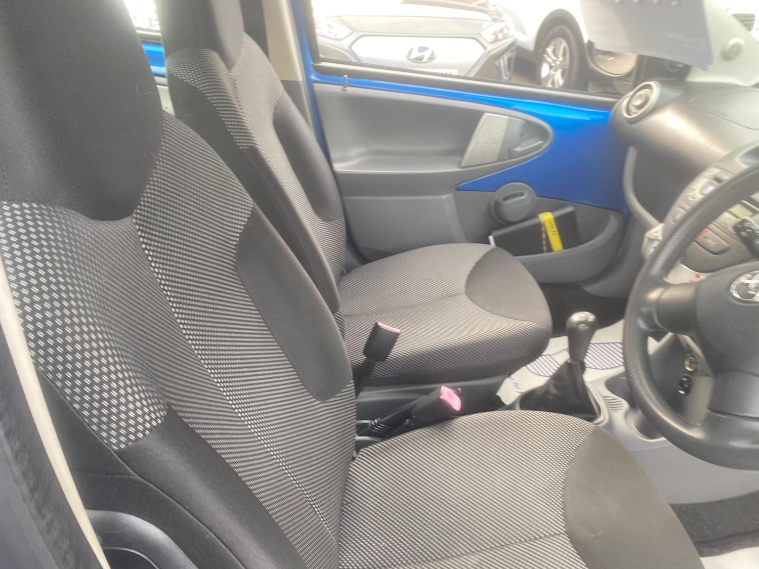 Used Toyota AYGO 2010 for sale - 76551062: Photo 47