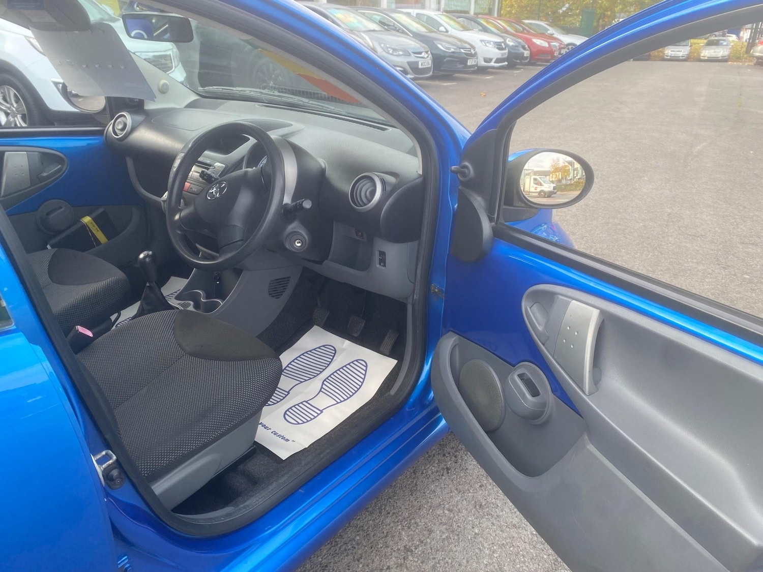 Used Toyota AYGO 2010 for sale - 76551062: Photo 49