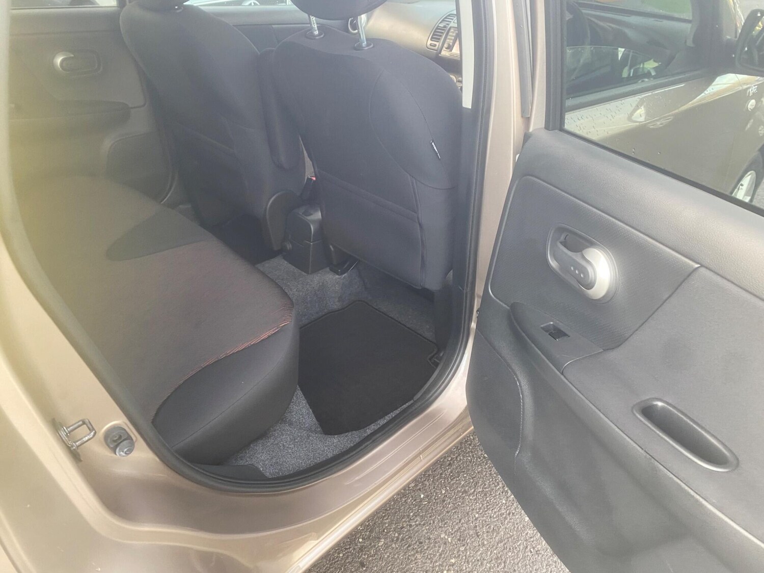 Used Nissan Note 2010 for sale - 76990820: Photo 60