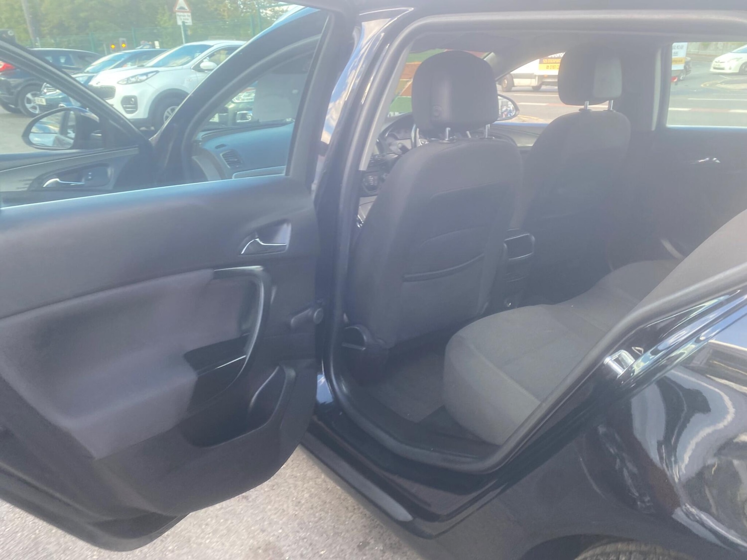 Used Vauxhall Insignia 2017 for sale - 76549440: Photo 30