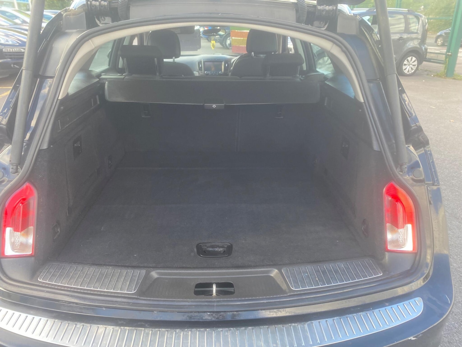 Used Vauxhall Insignia 2017 for sale - 76549440: Photo 36