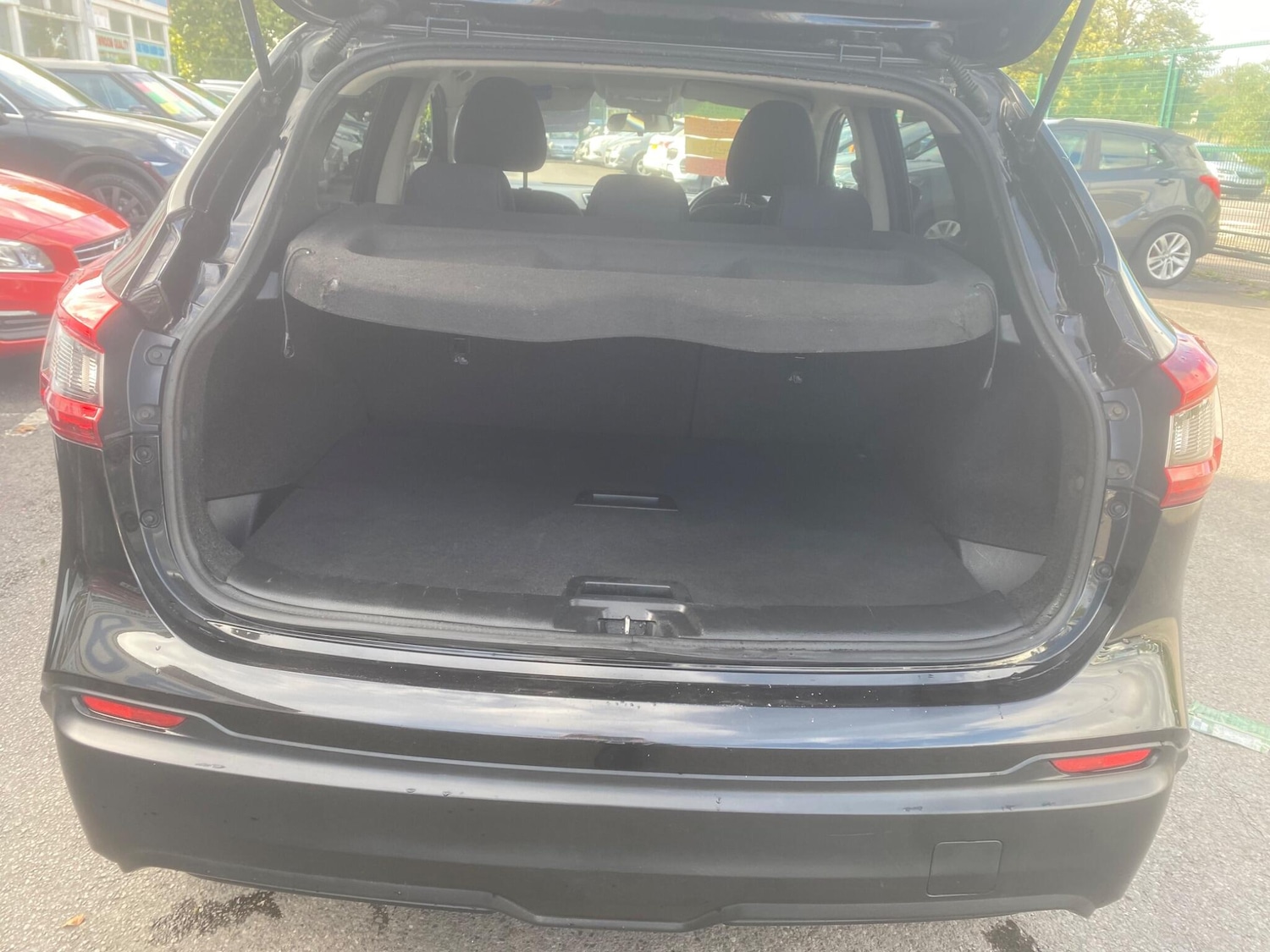 Used Nissan Qashqai 2017 for sale - 76549469: Photo 35