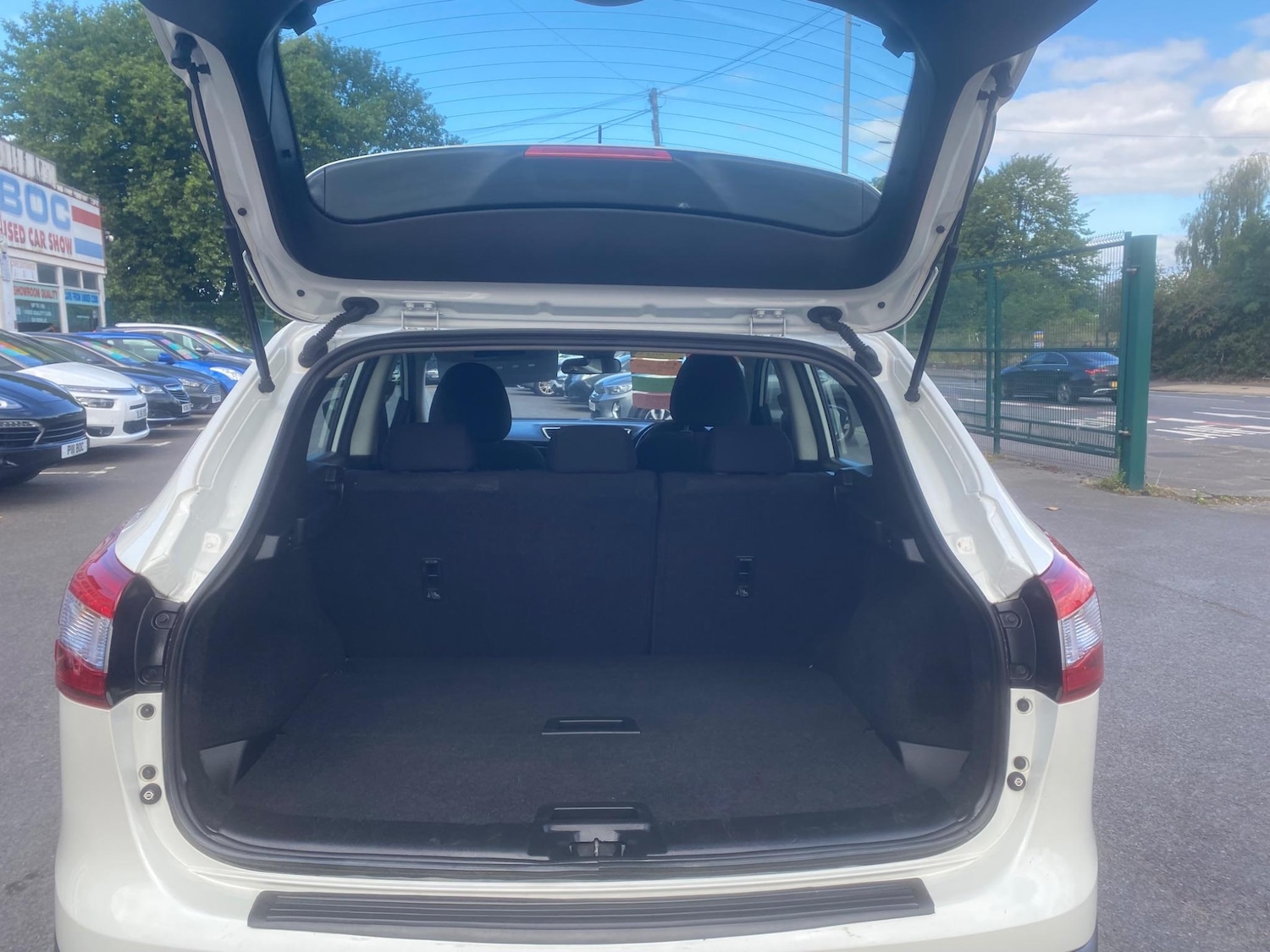 Used Nissan Qashqai for sale - 76550989: Photo 24