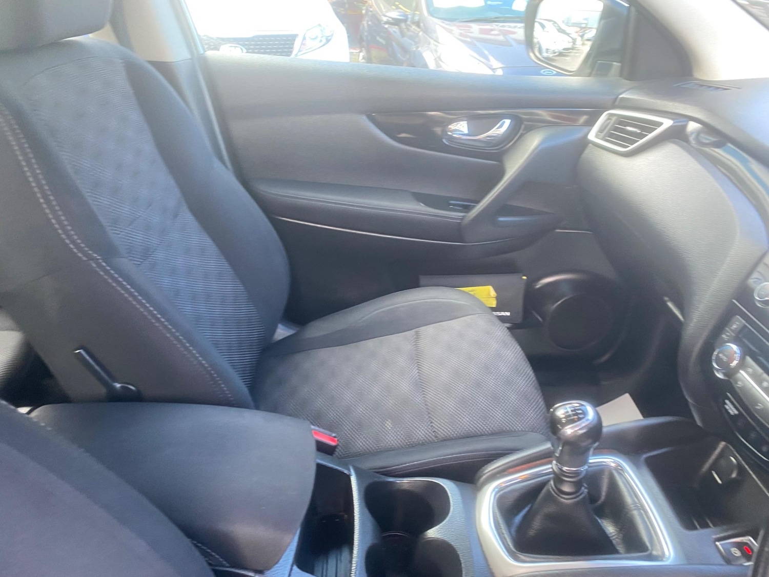 Used Nissan Qashqai for sale - 76550989: Photo 42