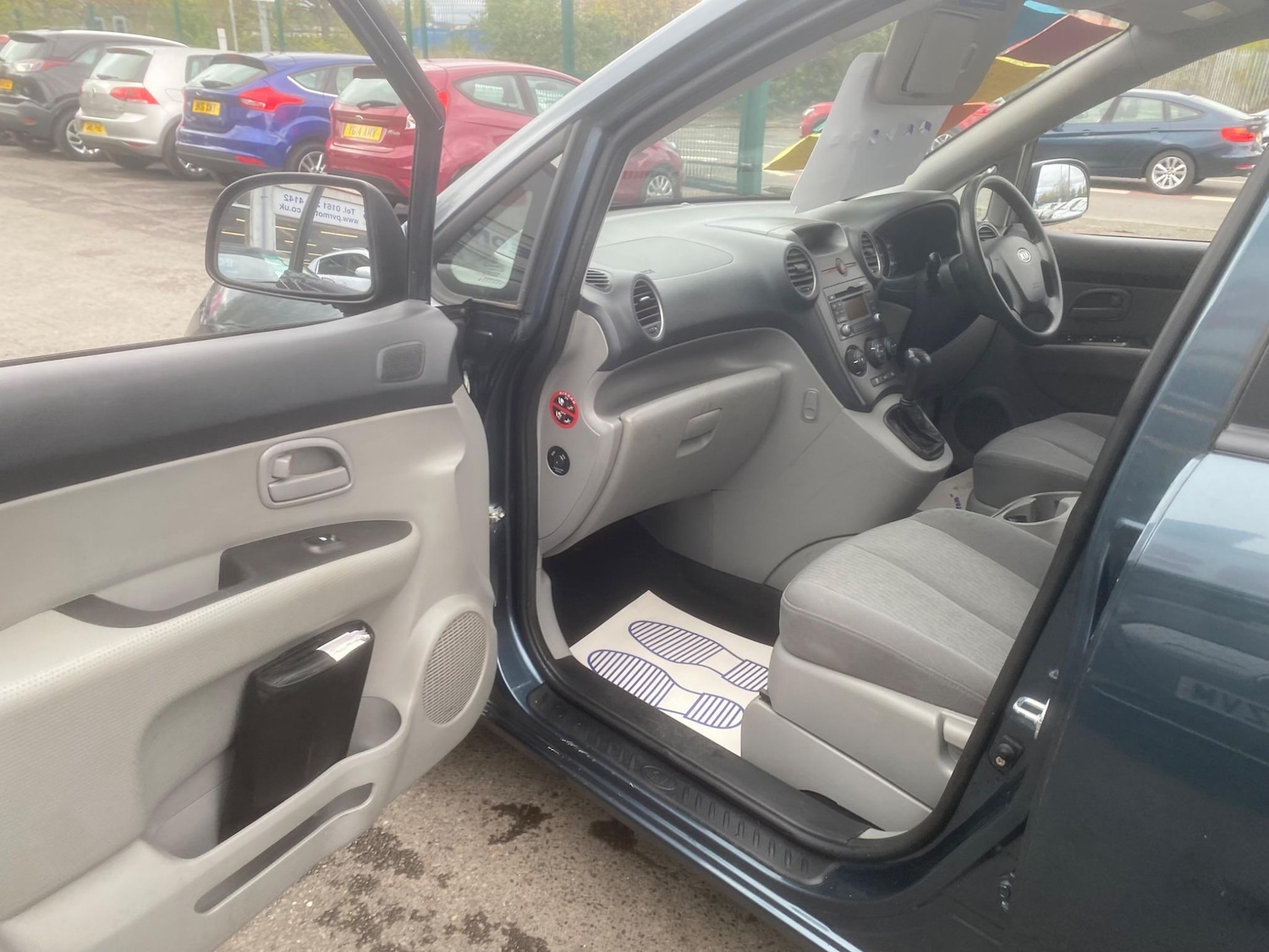 Used Kia Carens 2008 for sale - 76997398: Photo 23