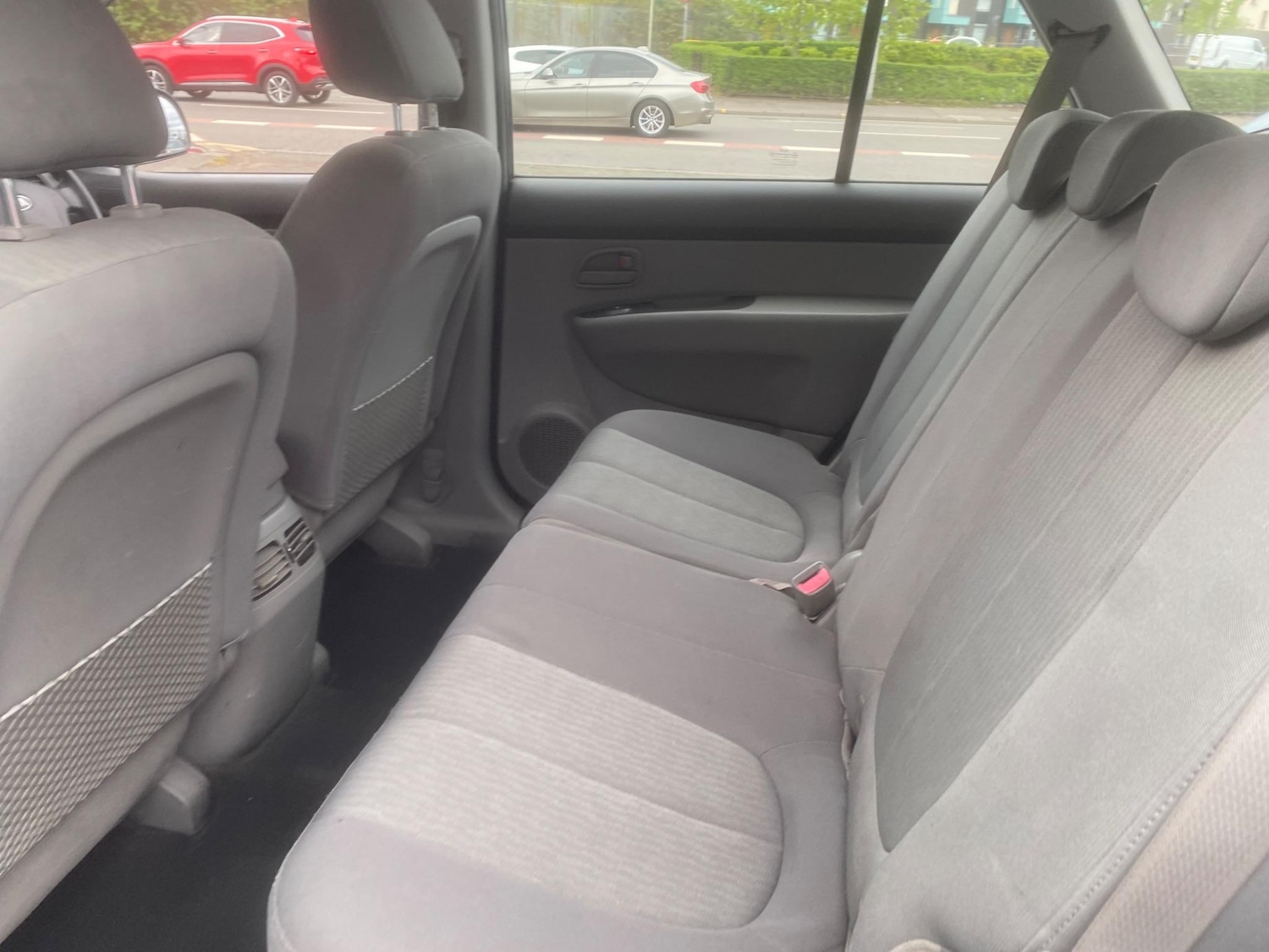 Used Kia Carens 2008 for sale - 76997398: Photo 31