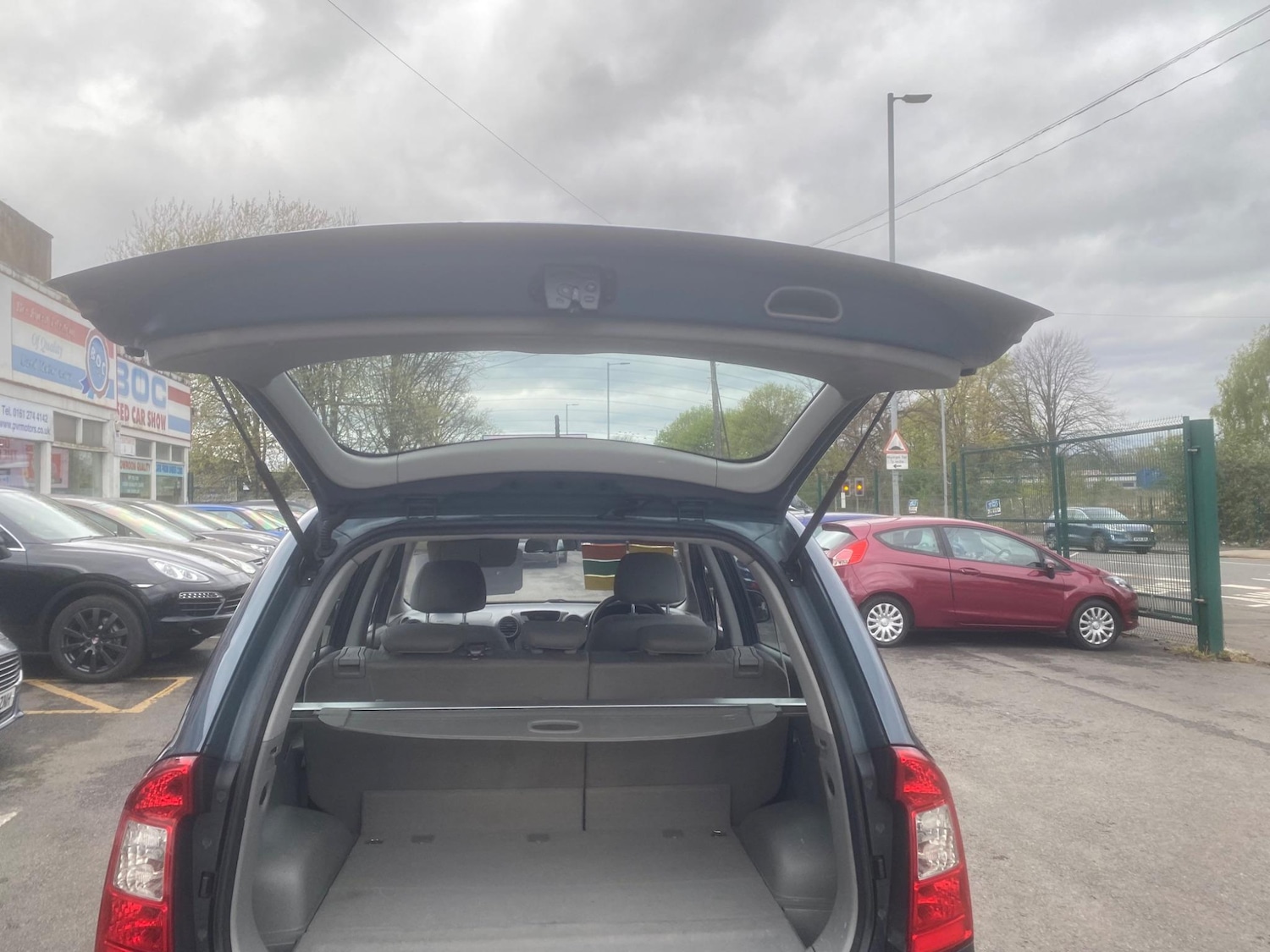 Used Kia Carens 2008 for sale - 76997398: Photo 41