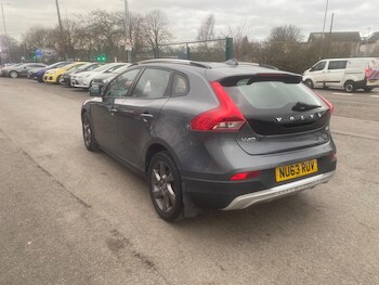 Used Volvo V40 Cross Country 2013 for sale - 77291663: Photo