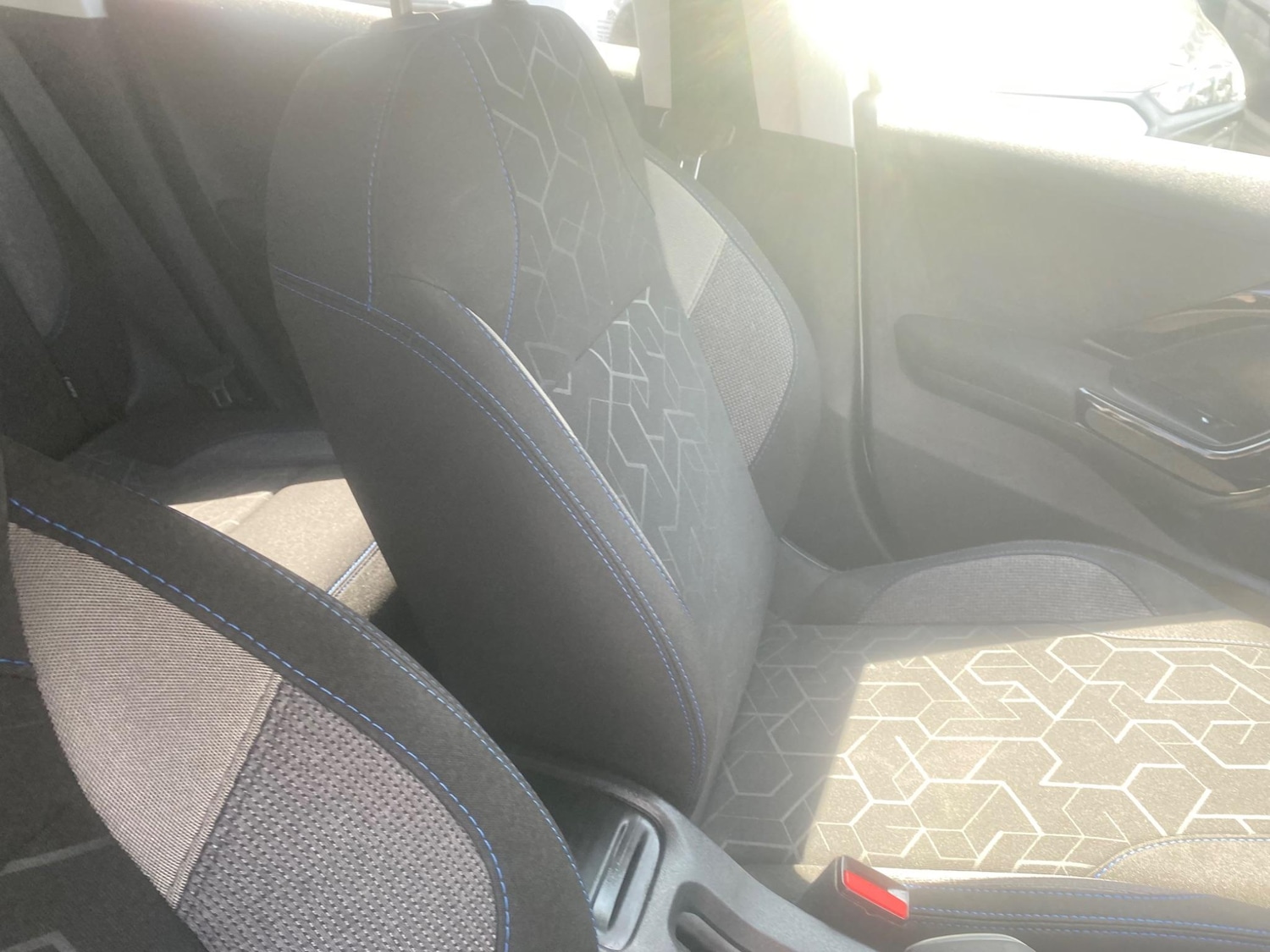 Used Peugeot 2008 2019 for sale - 76549816: Photo 47