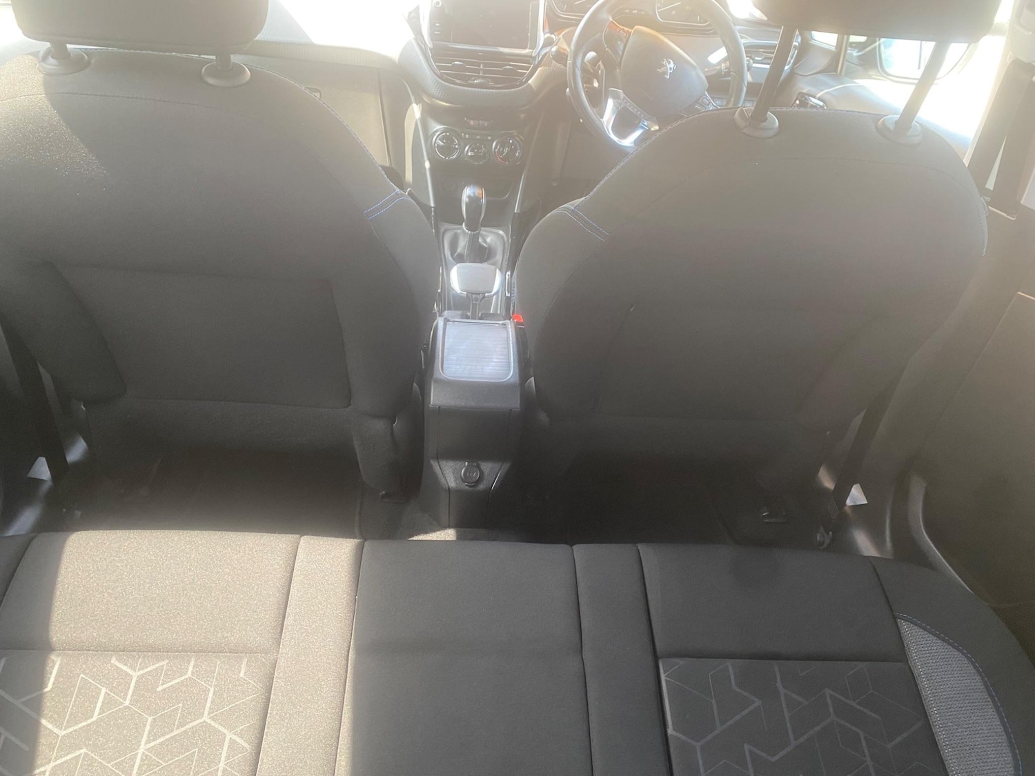 Used Peugeot 2008 2019 for sale - 76549816: Photo 63