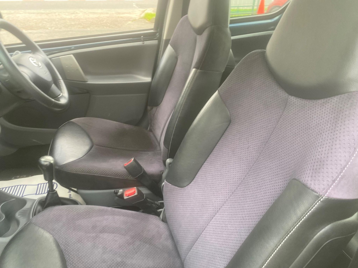 Used Toyota AYGO 2012 for sale - 76550996: Photo 25