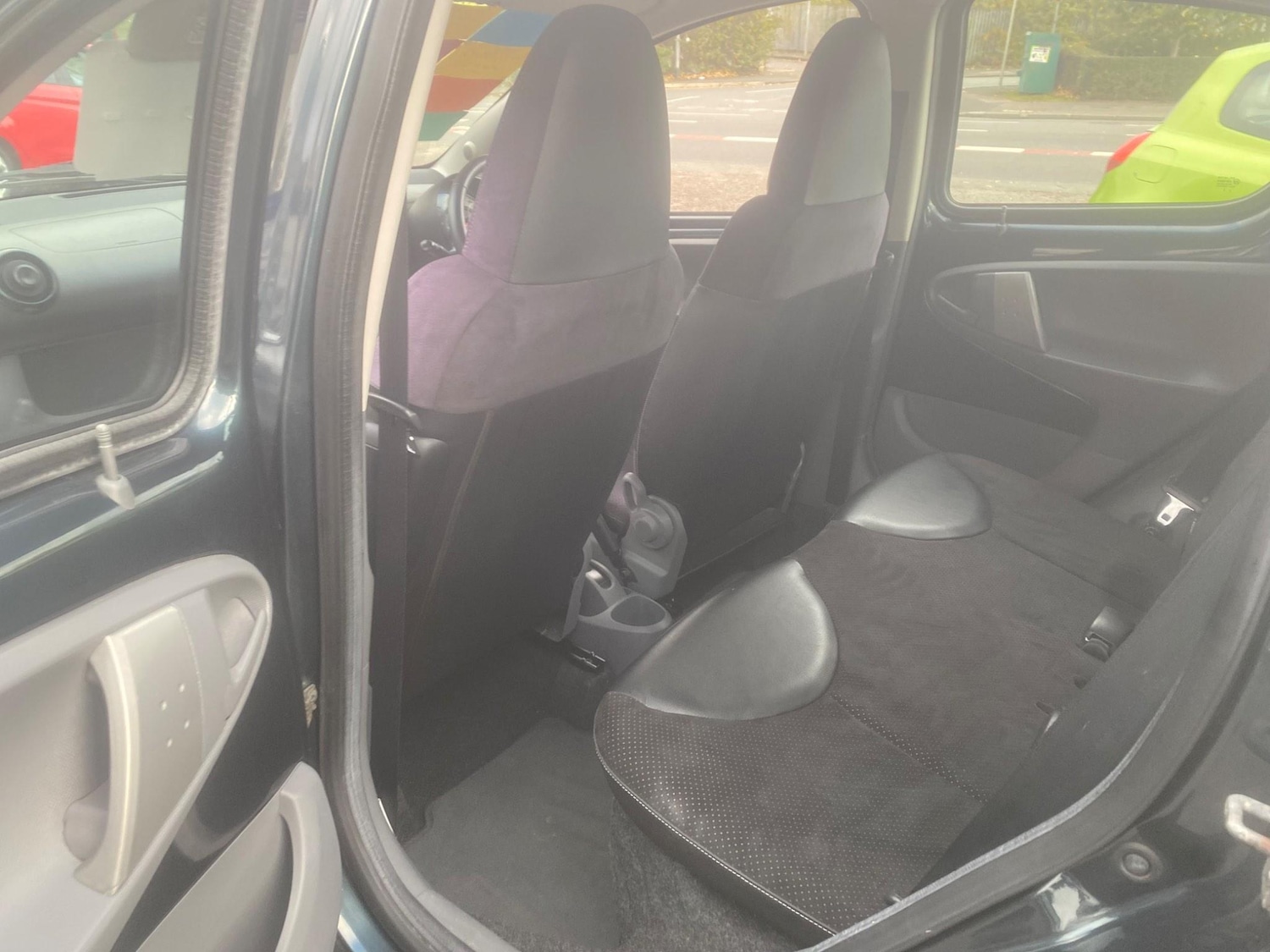 Used Toyota AYGO 2012 for sale - 76550996: Photo 30