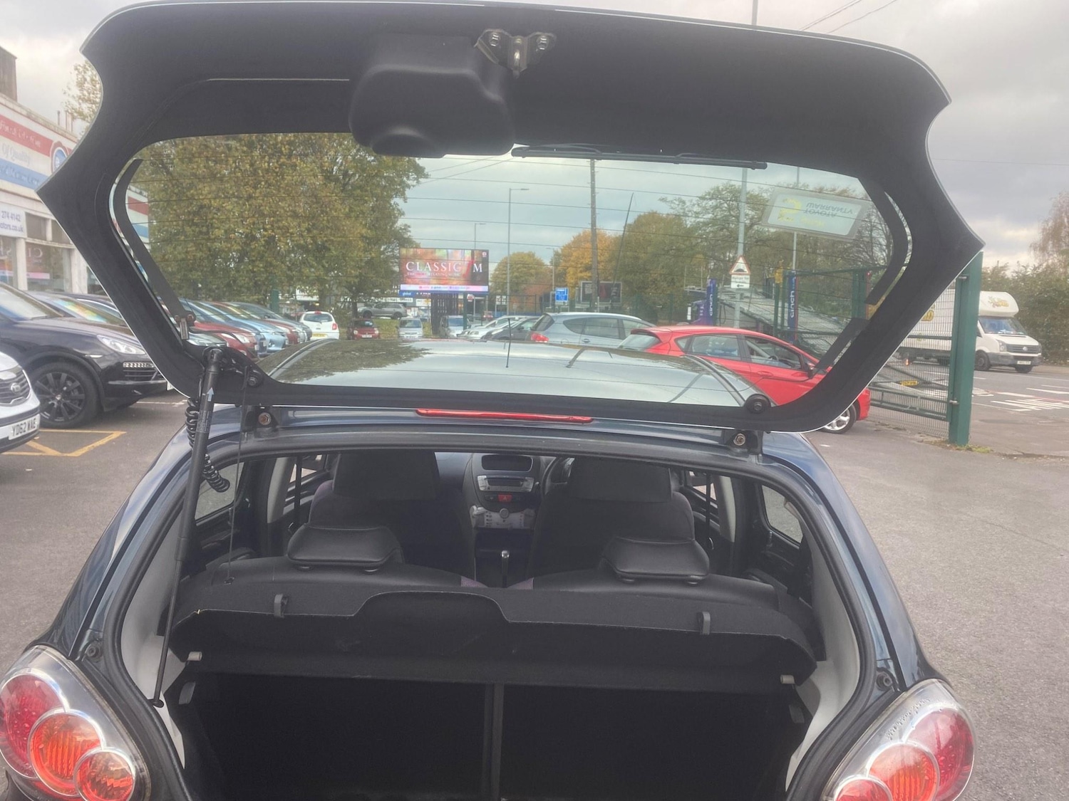 Used Toyota AYGO 2012 for sale - 76550996: Photo 38