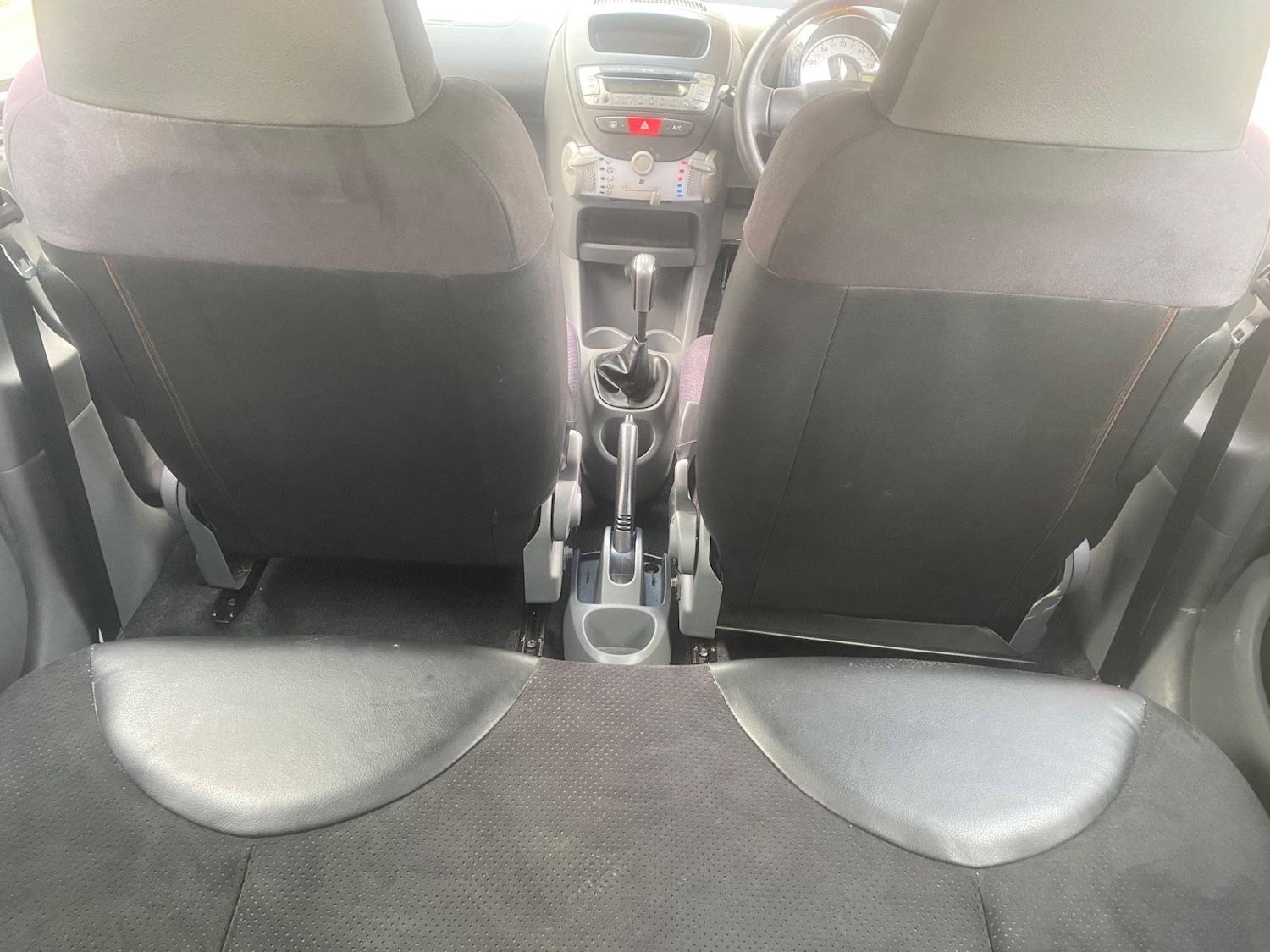 Used Toyota AYGO 2012 for sale - 76550996: Photo 43