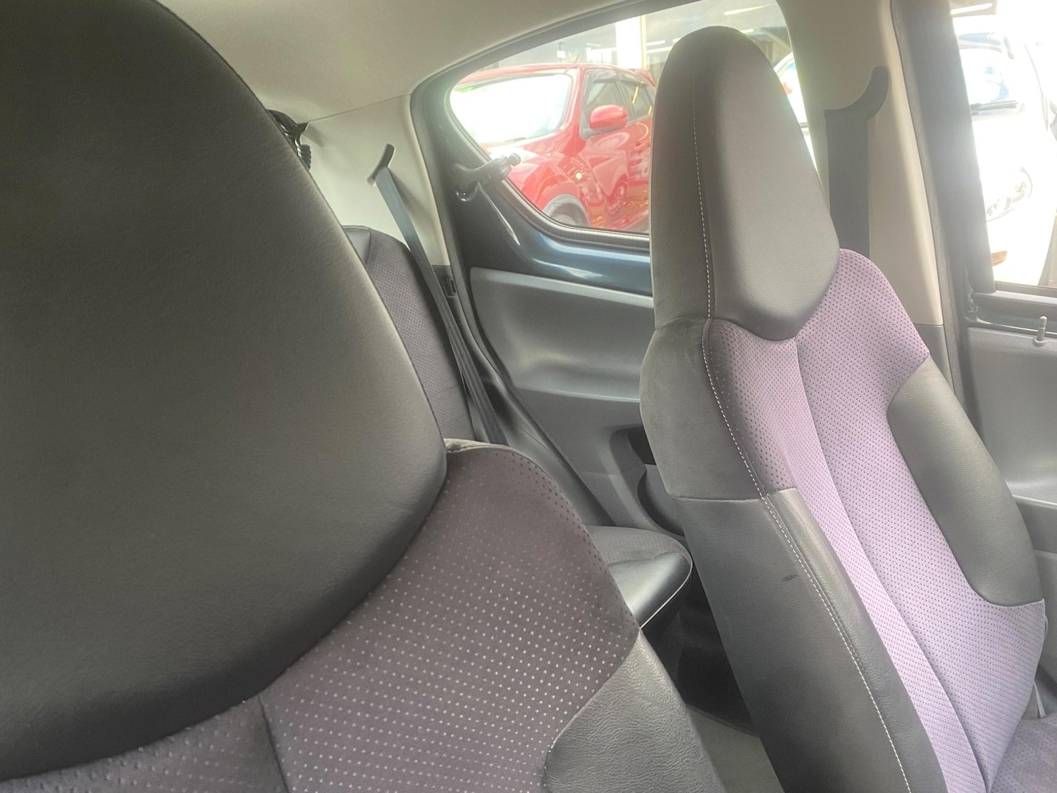 Used Toyota AYGO 2012 for sale - 76550996: Photo 58