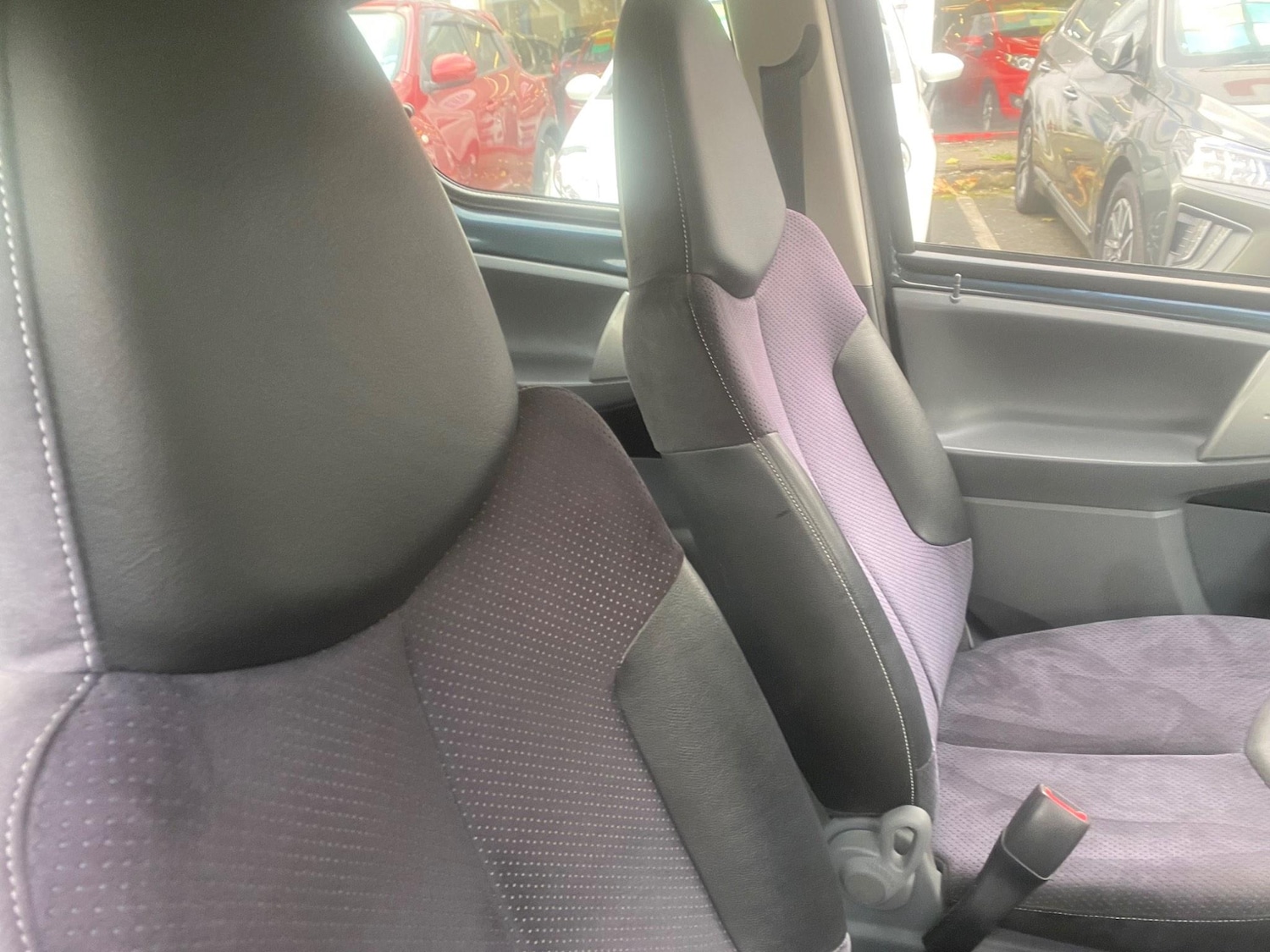 Used Toyota AYGO 2012 for sale - 76550996: Photo 59