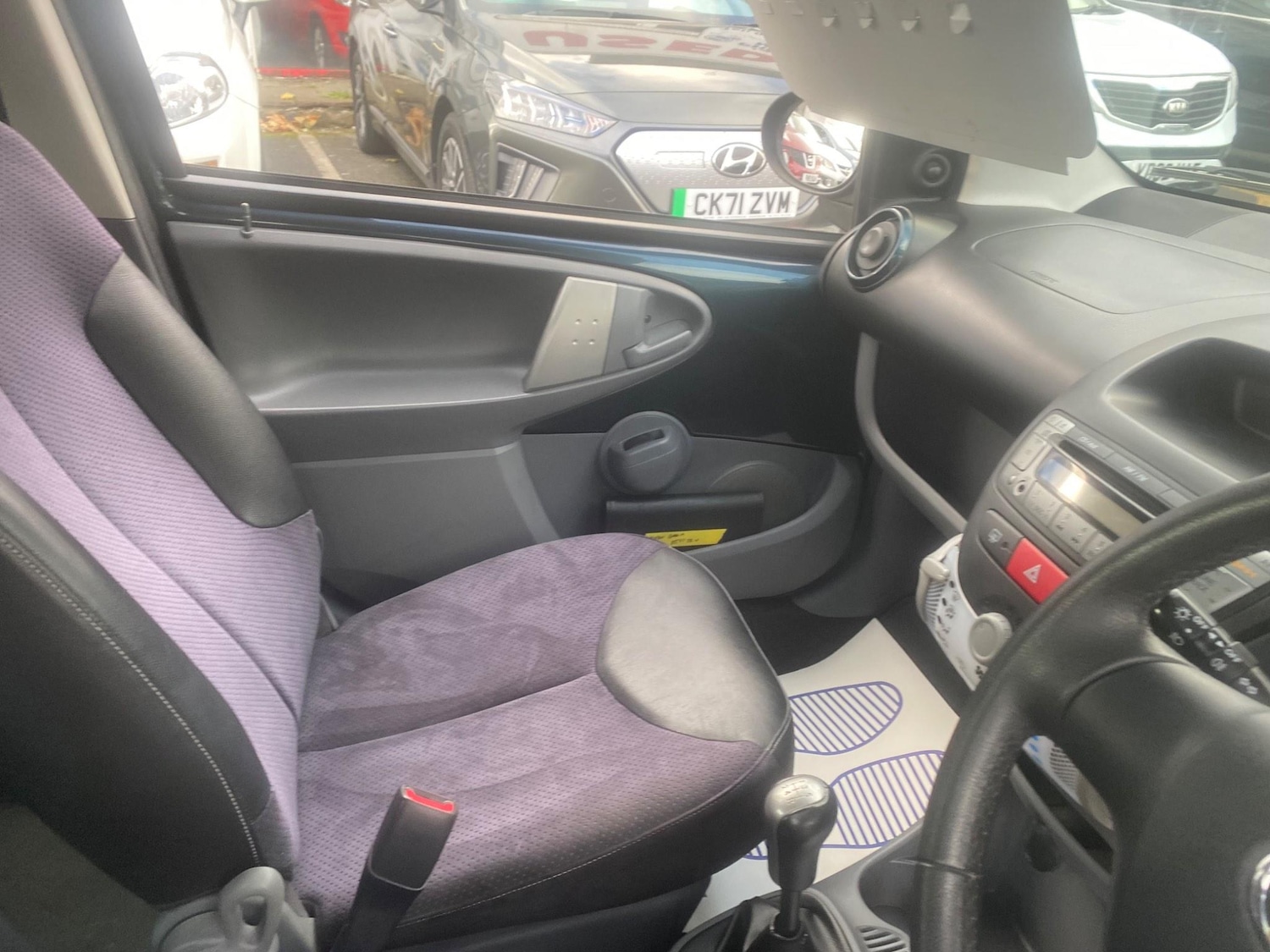 Used Toyota AYGO 2012 for sale - 76550996: Photo 61