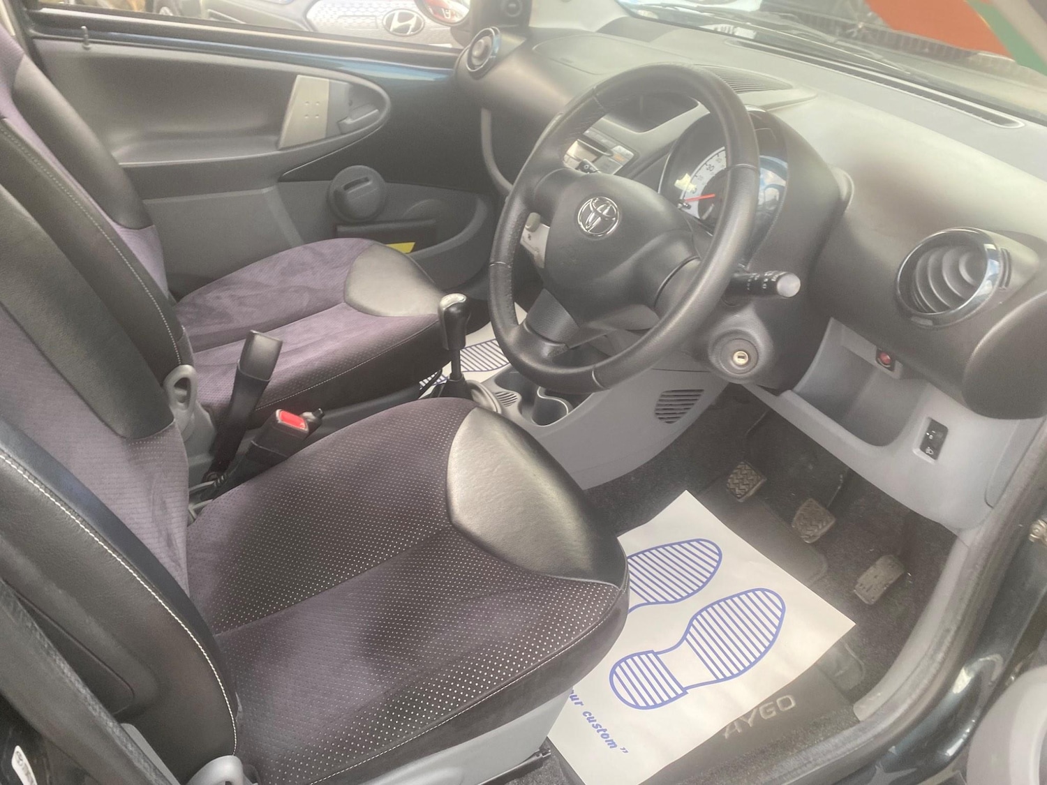 Used Toyota AYGO 2012 for sale - 76550996: Photo 62