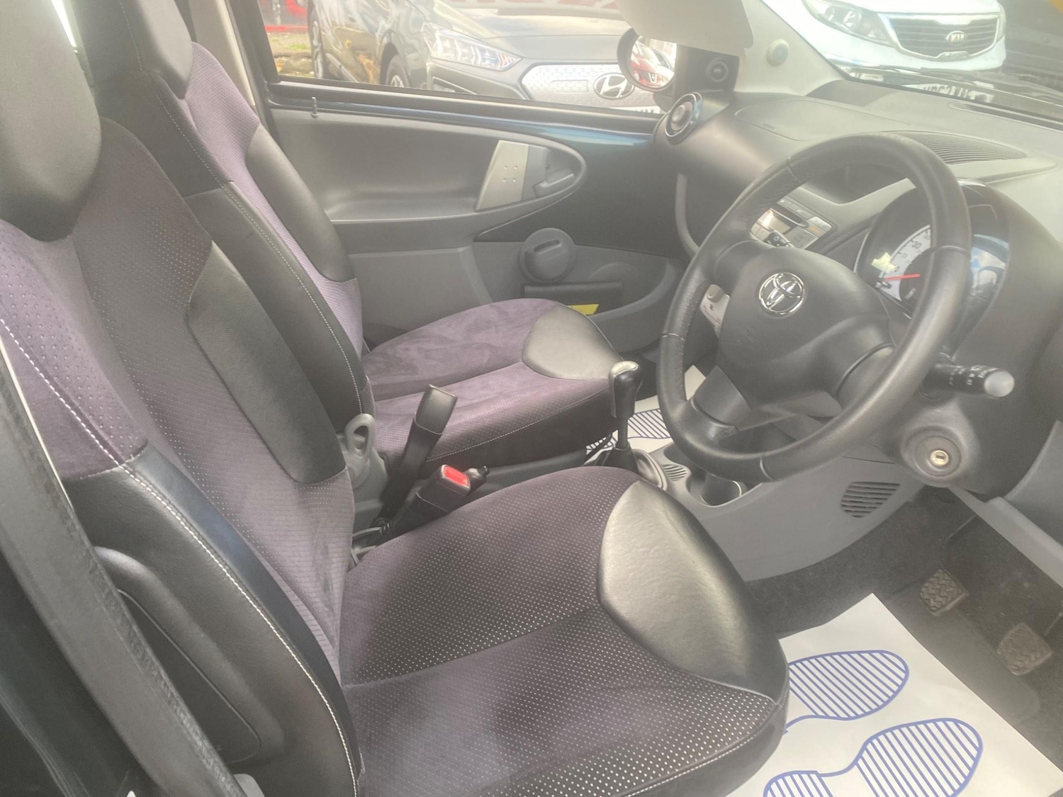 Used Toyota AYGO 2012 for sale - 76550996: Photo 63