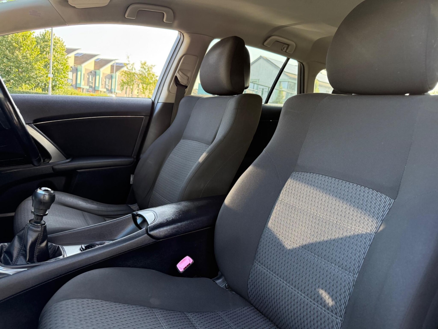 Used Toyota Avensis 2012 for sale - 76550941: Photo 28