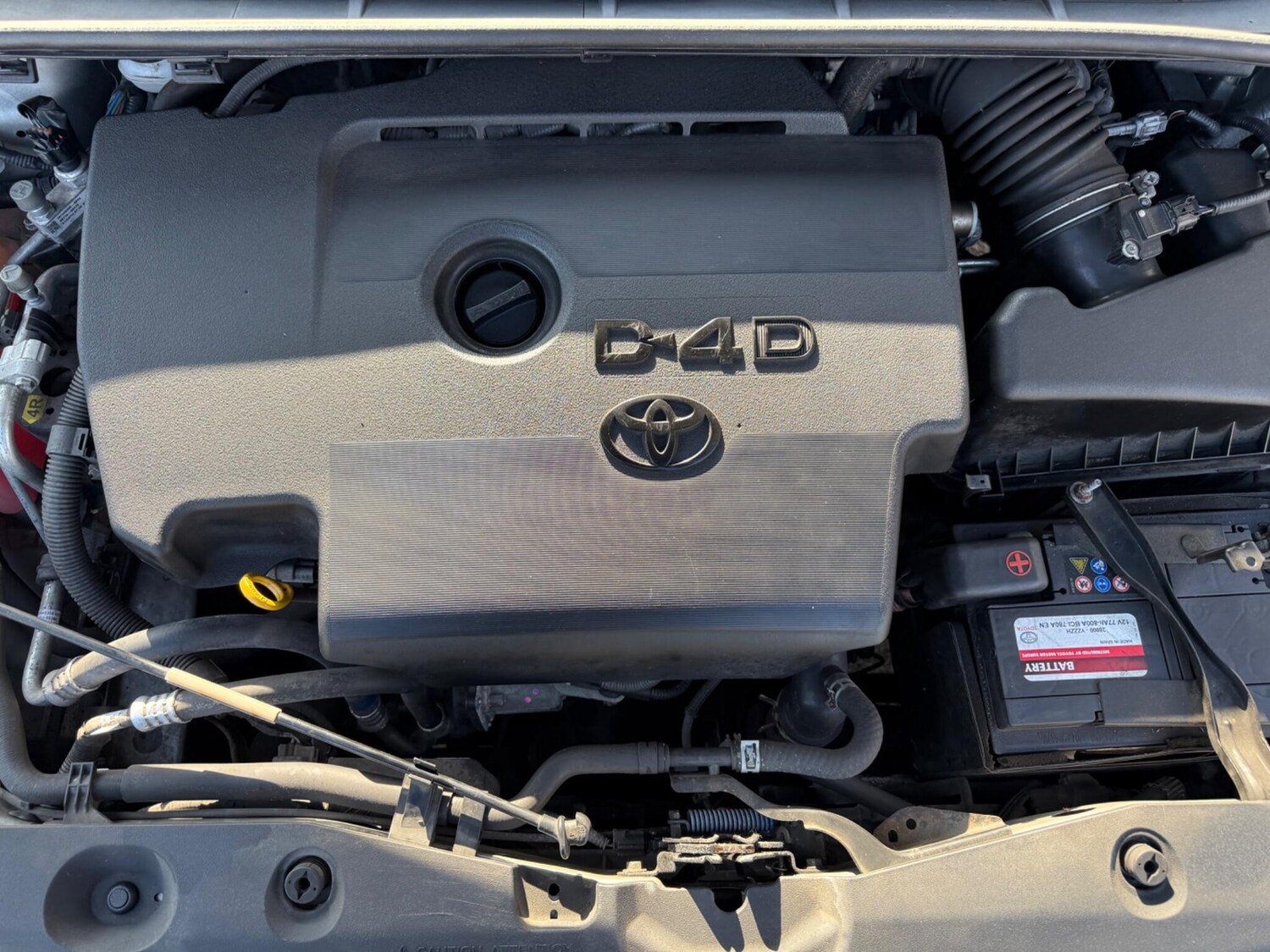 Used Toyota Avensis 2012 for sale - 76550941: Photo 38