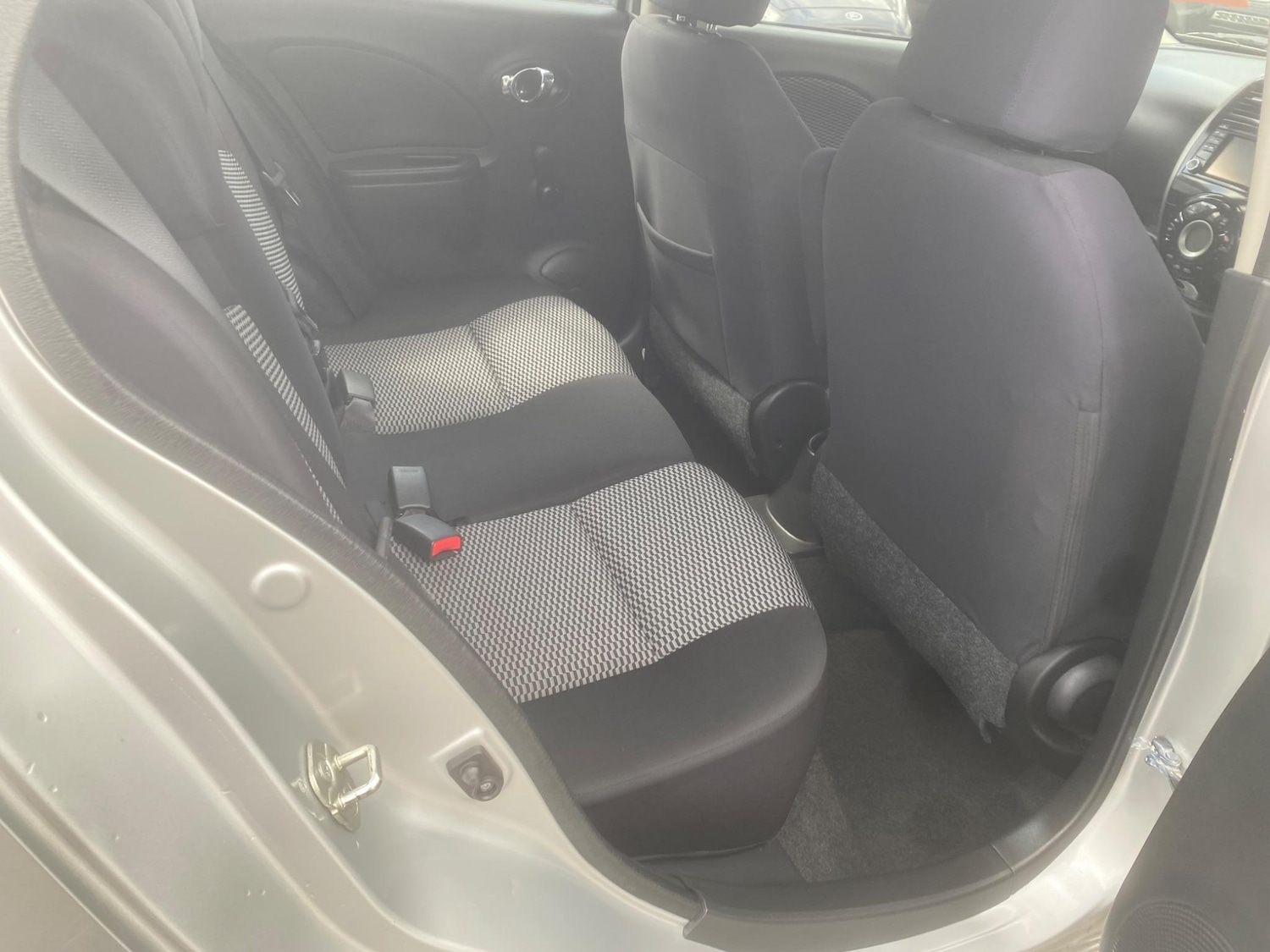 Used Nissan Micra 2014 for sale - 76992740: Photo 51