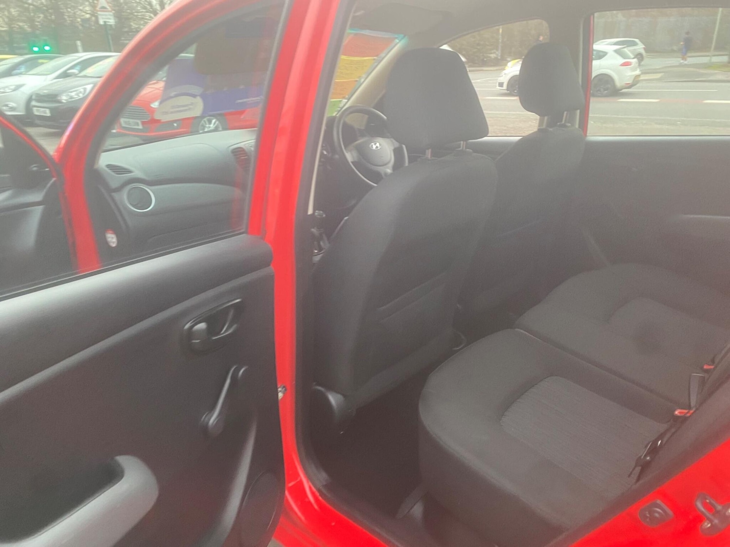 Used Hyundai i10 2013 for sale - 77305850: Photo 22