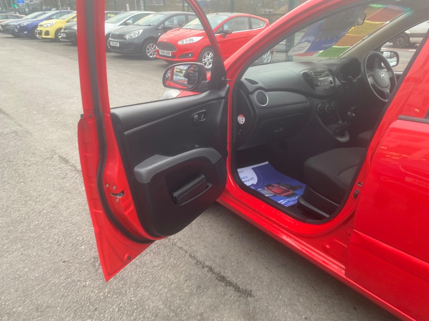 Used Hyundai i10 2013 for sale - 77305850: Photo 25