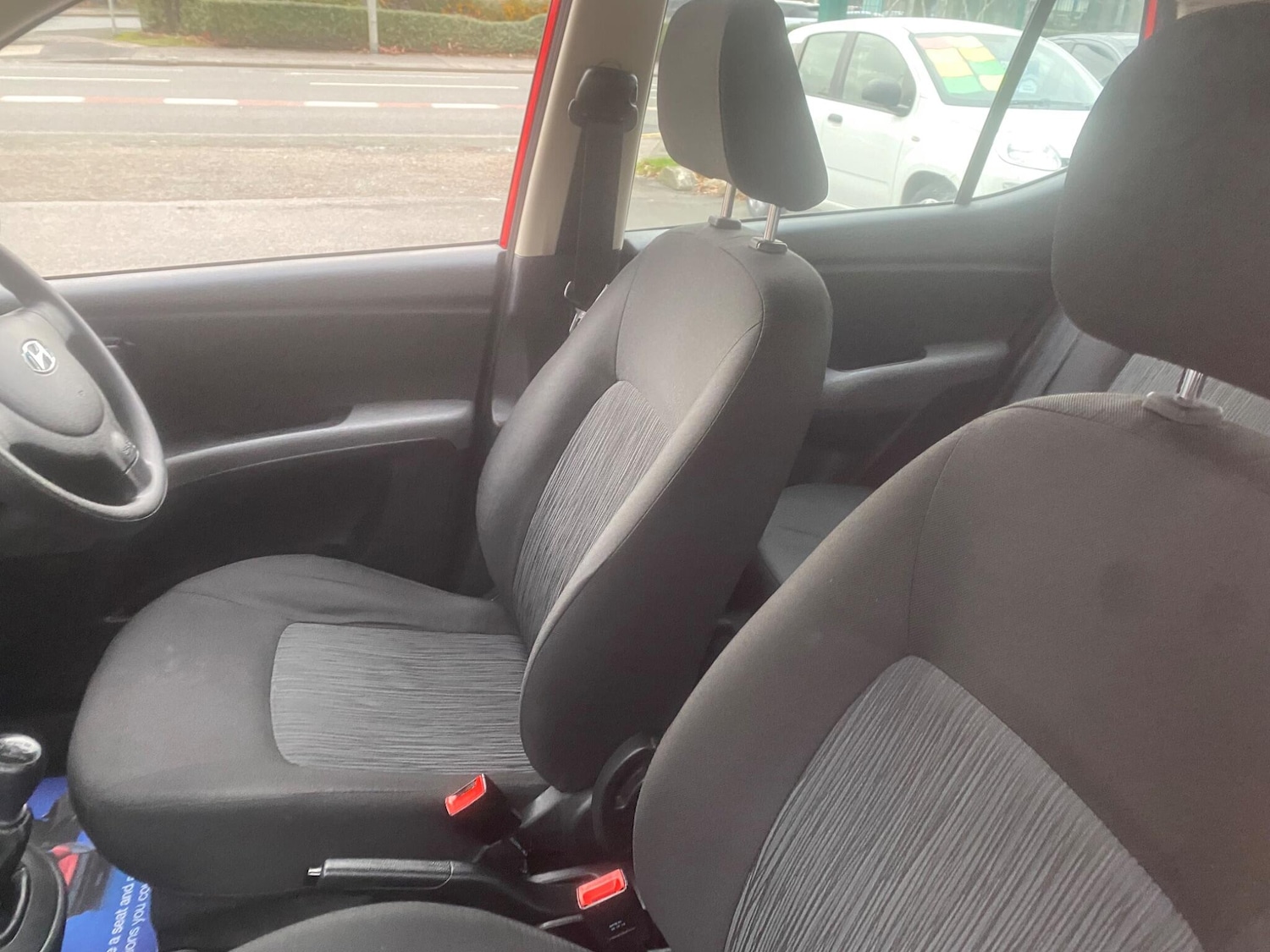 Used Hyundai i10 2013 for sale - 77305850: Photo 38