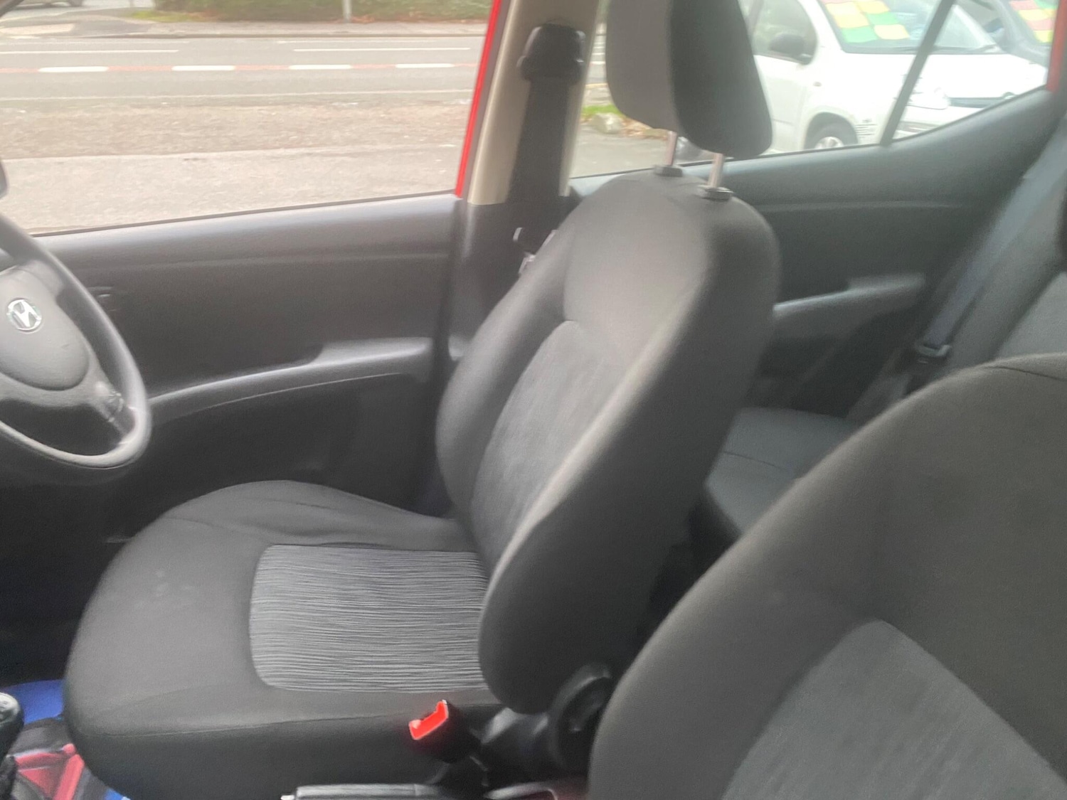 Used Hyundai i10 2013 for sale - 77305850: Photo 41