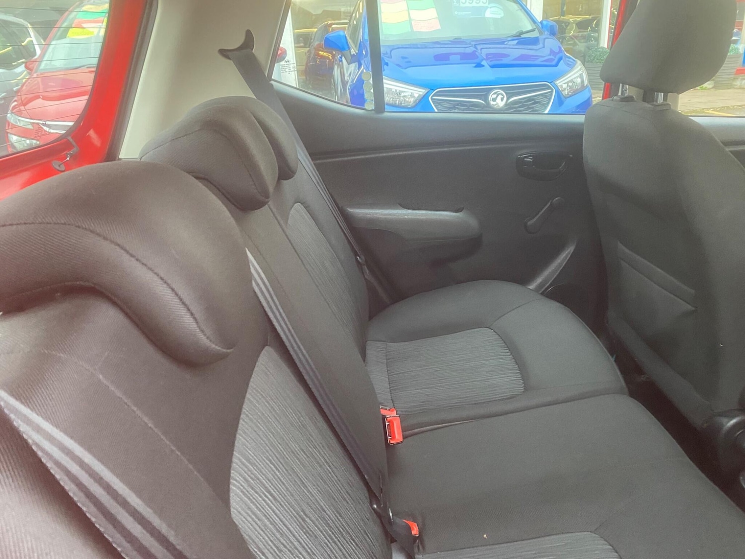 Used Hyundai i10 2013 for sale - 77305850: Photo 44