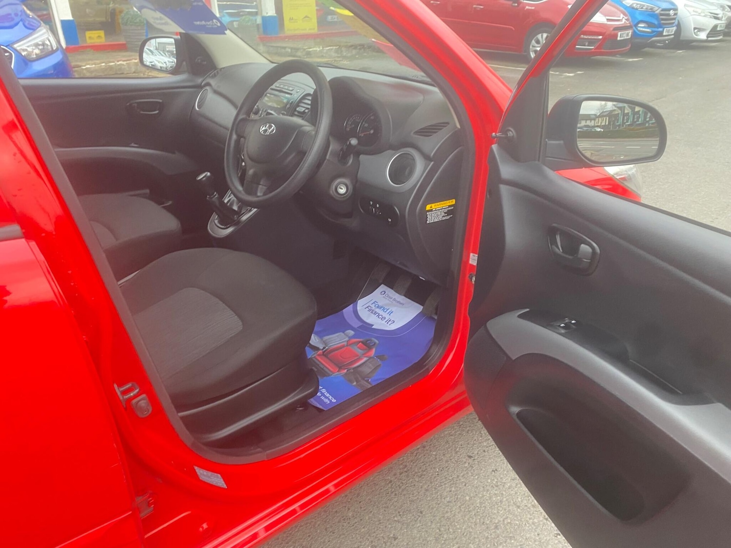 Used Hyundai i10 2013 for sale - 77305850: Photo 57