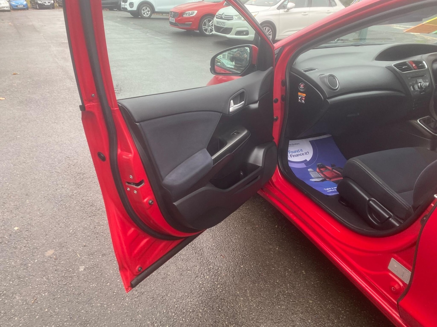 Used Honda Civic 2014 for sale - 76993230: Photo 28