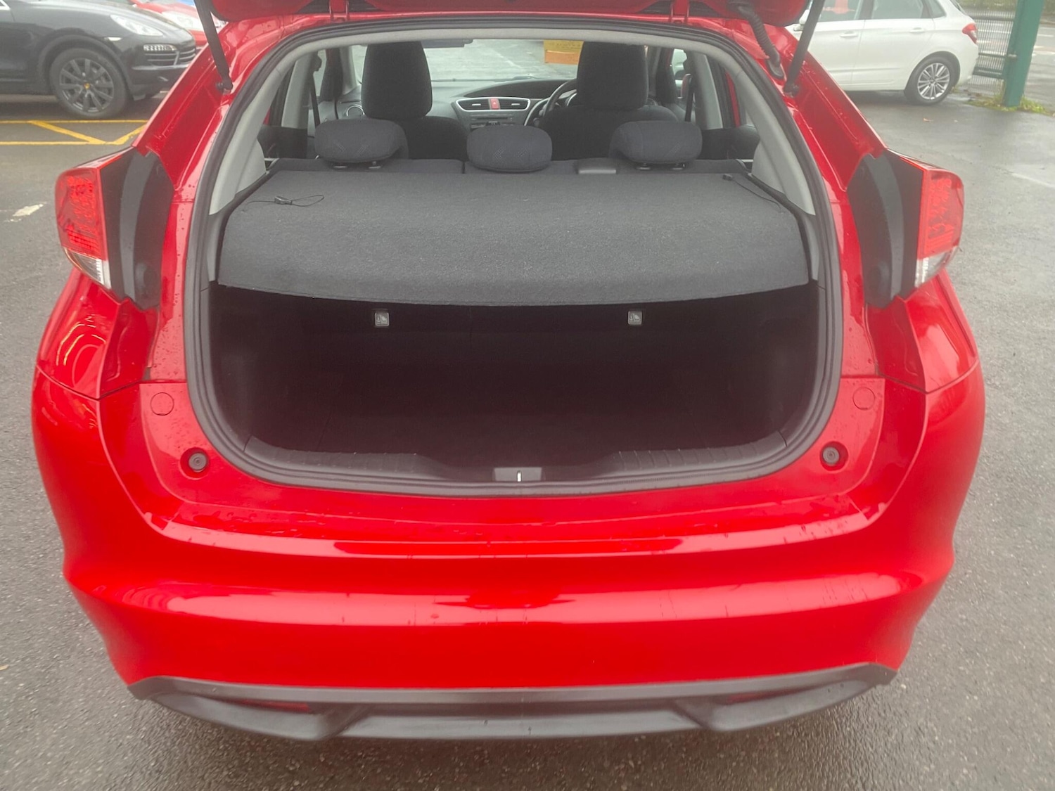 Used Honda Civic 2014 for sale - 76993230: Photo 36