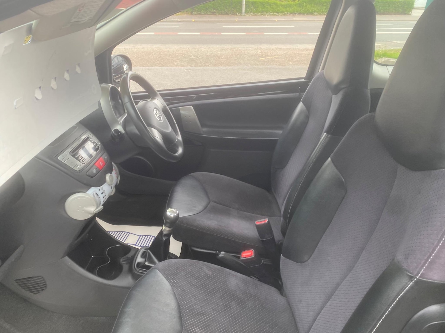 Used Toyota AYGO 2012 for sale - 76549454: Photo 14