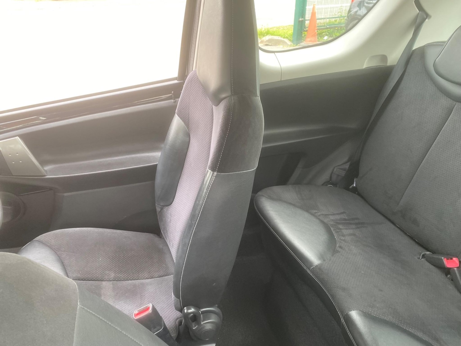 Used Toyota AYGO 2012 for sale - 76549454: Photo 17