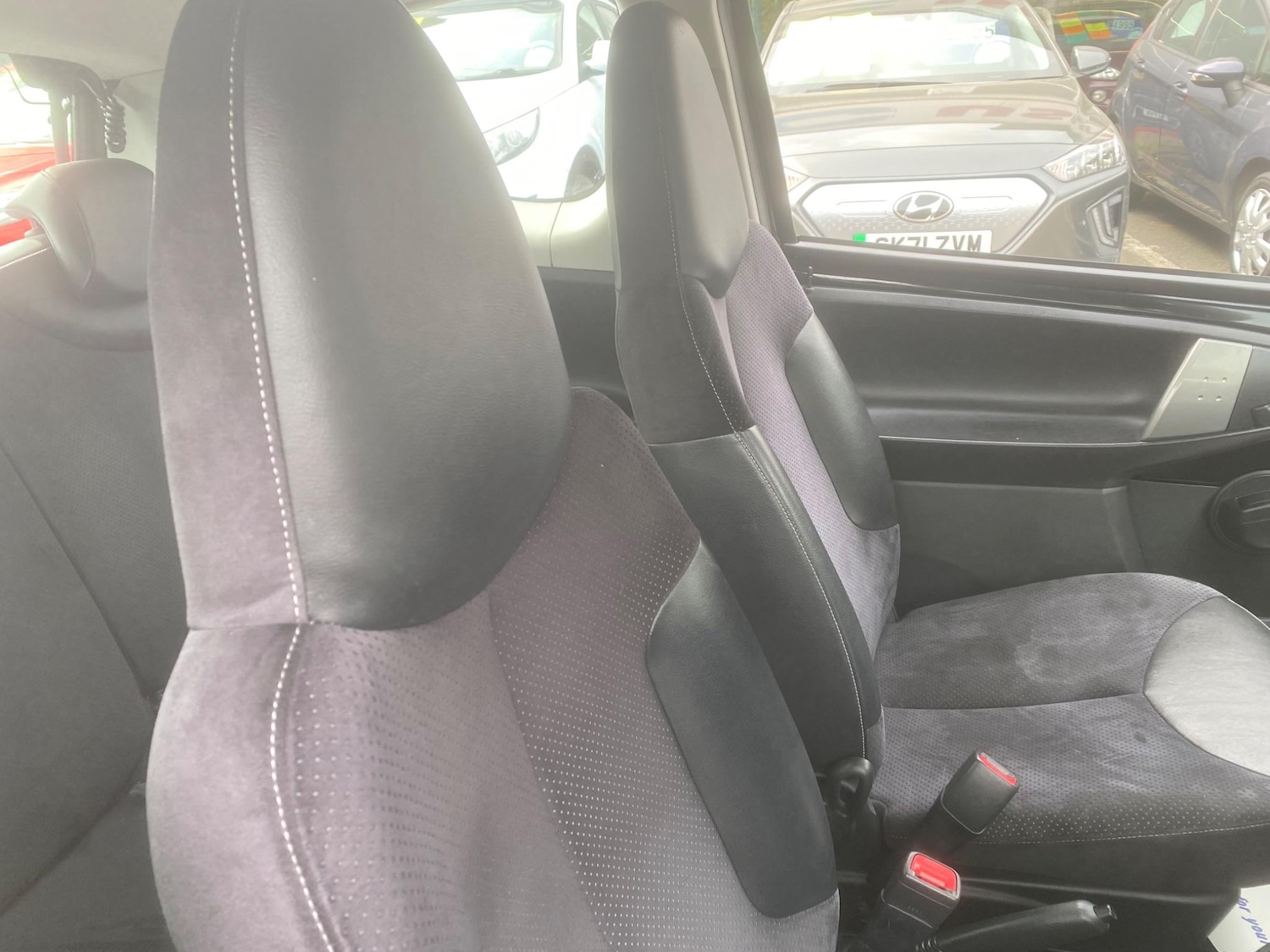 Used Toyota AYGO 2012 for sale - 76549454: Photo 44