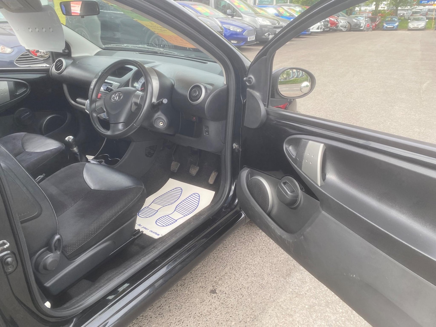 Used Toyota AYGO 2012 for sale - 76549454: Photo 46