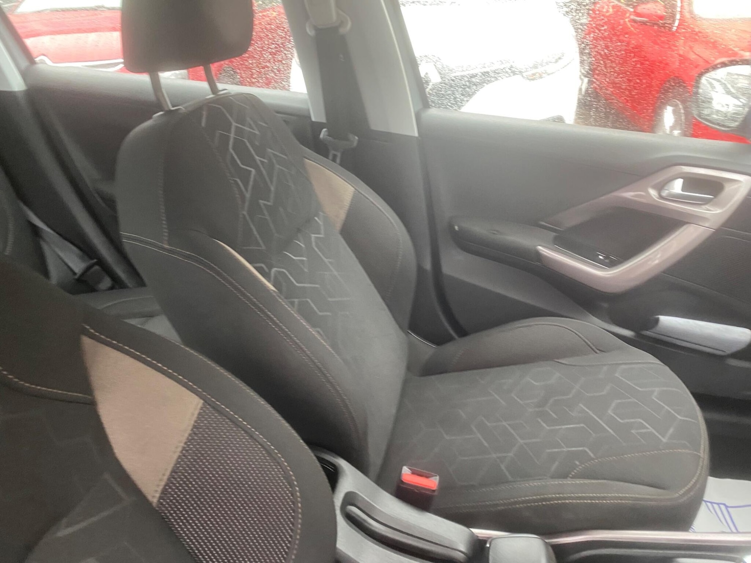 Used Peugeot 2008 2013 for sale - 76988311: Photo 63